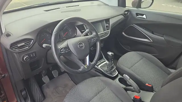 Opel Crossland X view 8