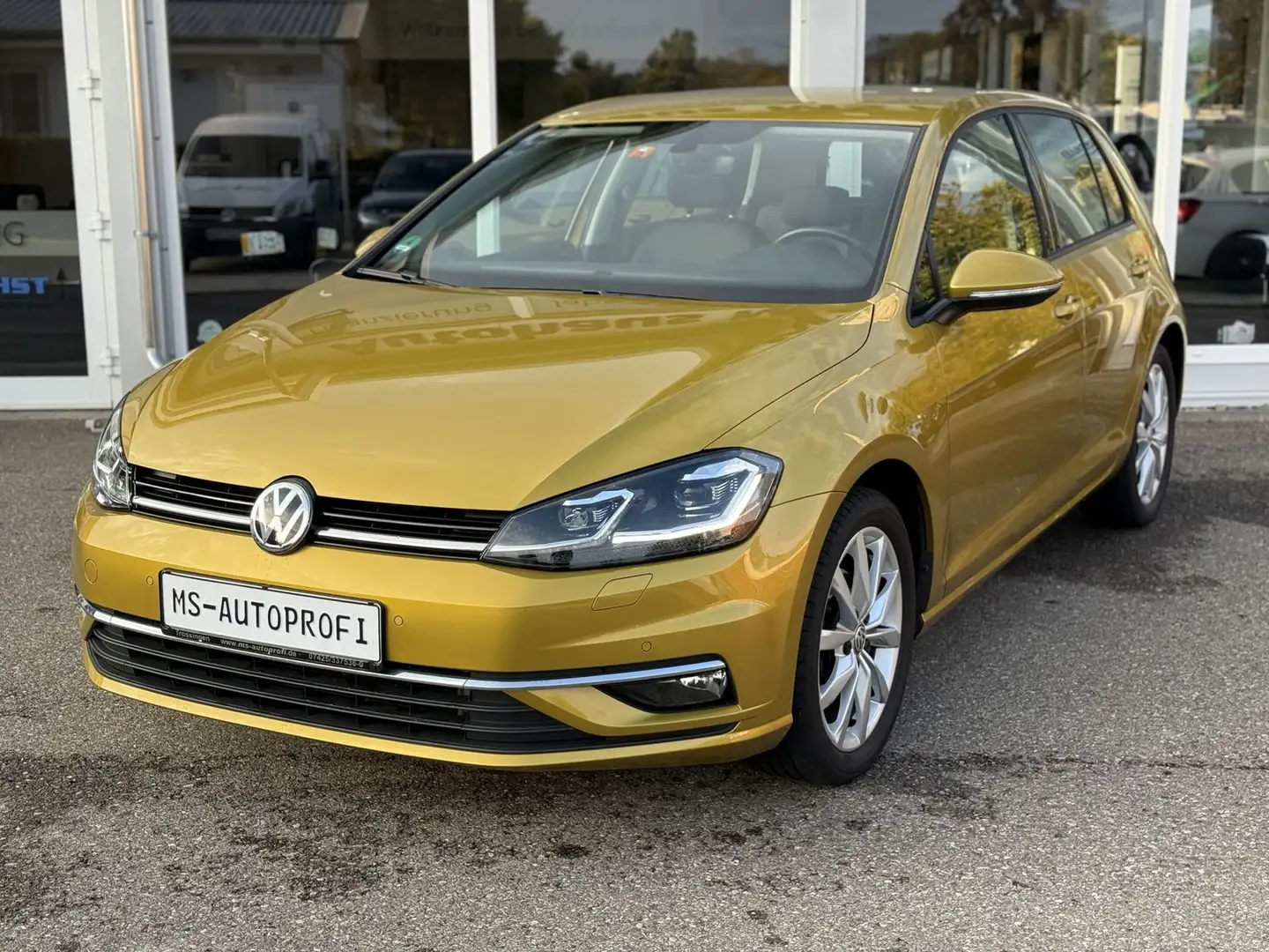 Volkswagen Golf 1.4 TSI Highline Navi Sound Alu Climatronic Gelb - 2
