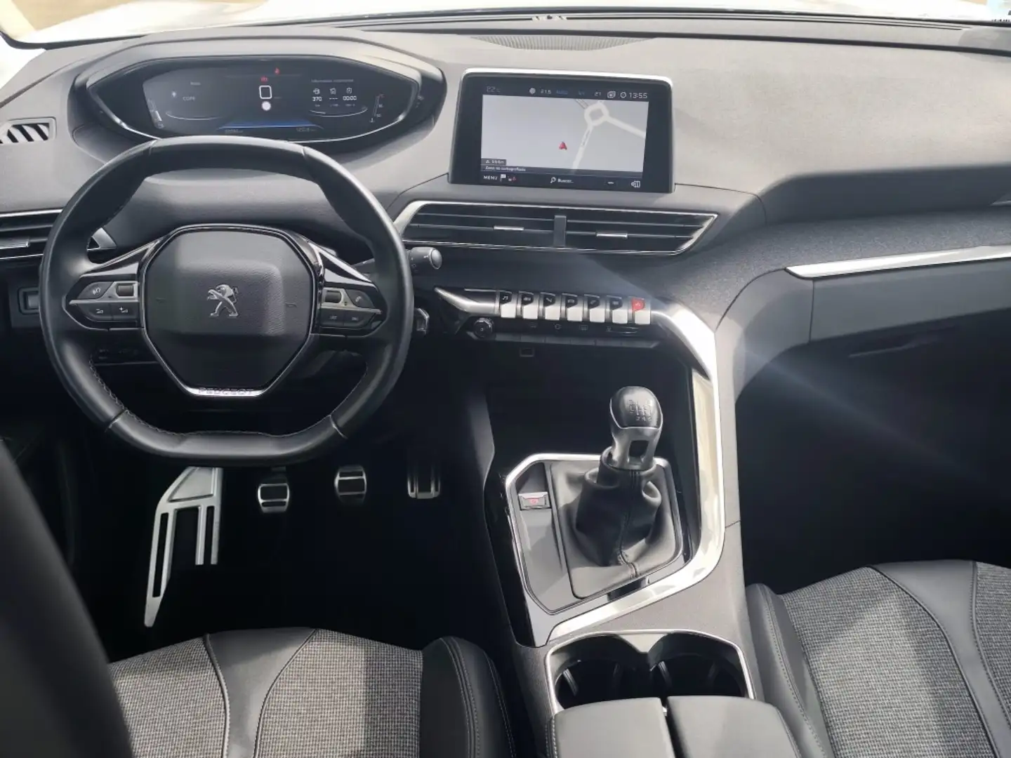 Peugeot 5008 1.5BlueHDi S&S Allure 130 Gris - 2