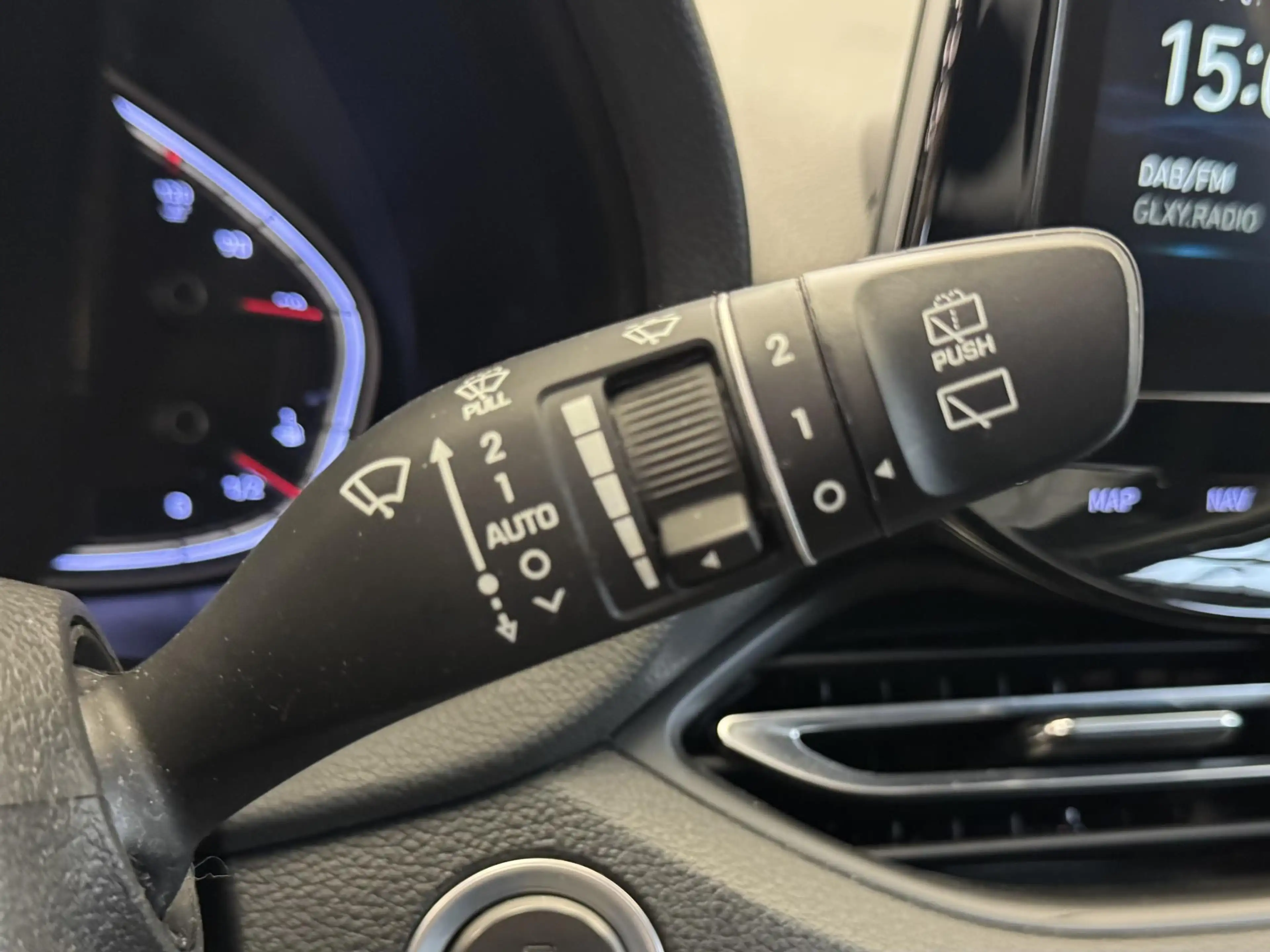 Hyundai i30 Wagon 1.0 T-GDi MHEV Comfort Smart | Navi | Clima — photo 13