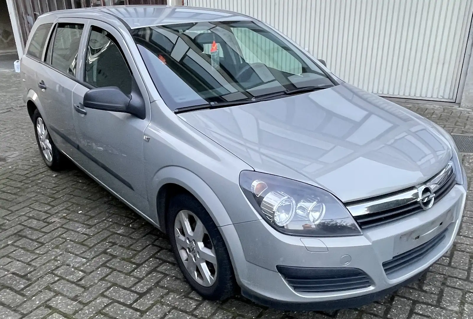 Opel Astra 1.4 Caravan Edition - 2