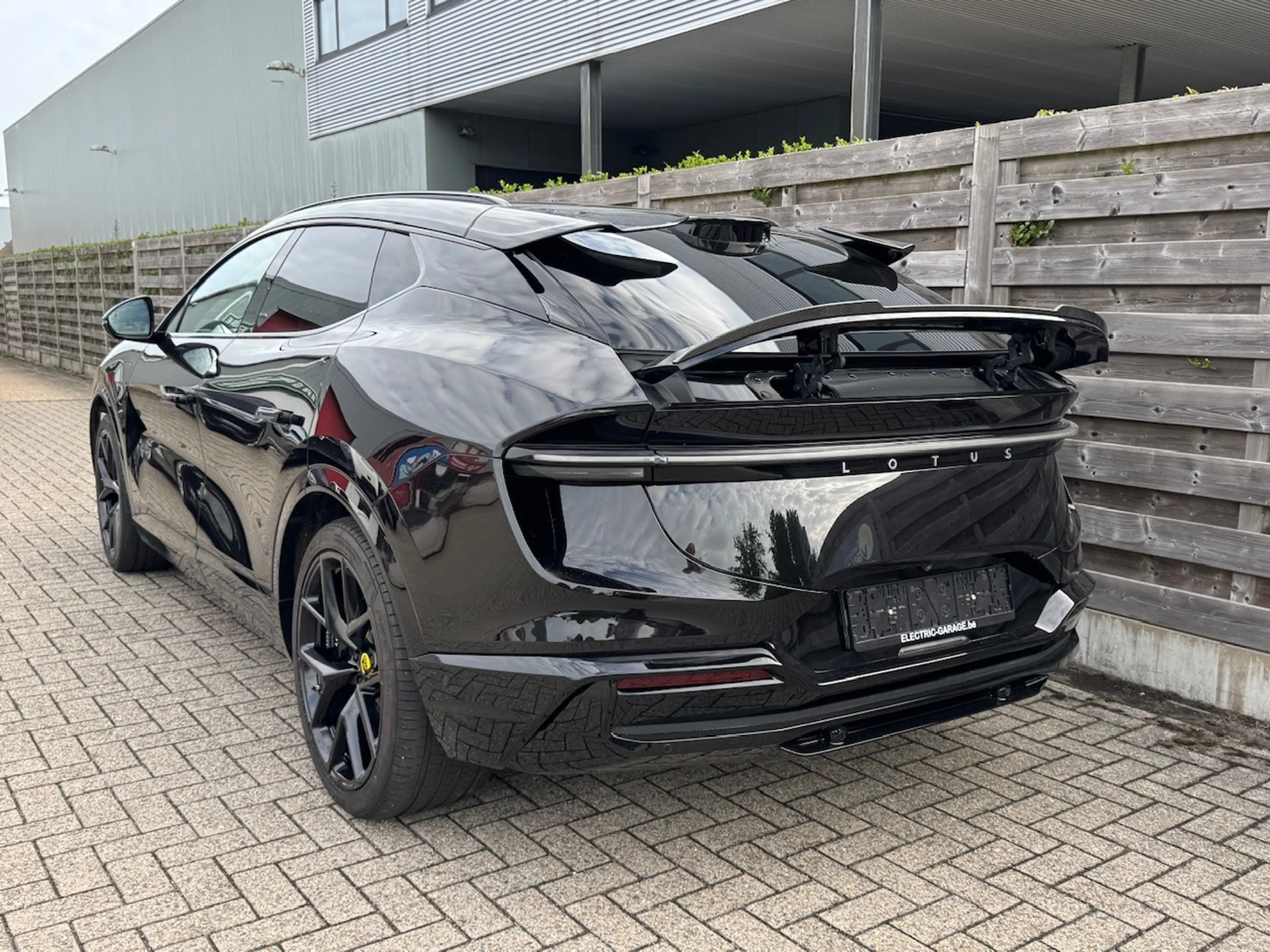 Lotus Eletre Eletre 109 kWh 450 SE *Garantie 2029* — photo 3
