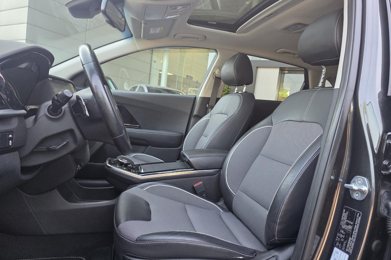Kia e-Niro DynamicPlusLine 64 kWh | Warmtepomp | Stoel- en St — photo 6