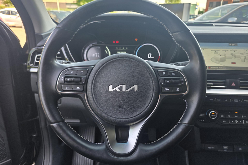 Kia e-Niro DynamicPlusLine 64 kWh | Warmtepomp | Stoel- en St — photo 10