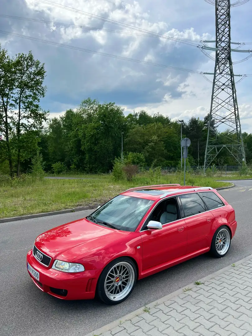 Audi RS4 Quattro // Misanored Rot - 1