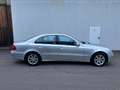 Mercedes-Benz E 280 Lim 4Matic Plateado - thumbnail 2