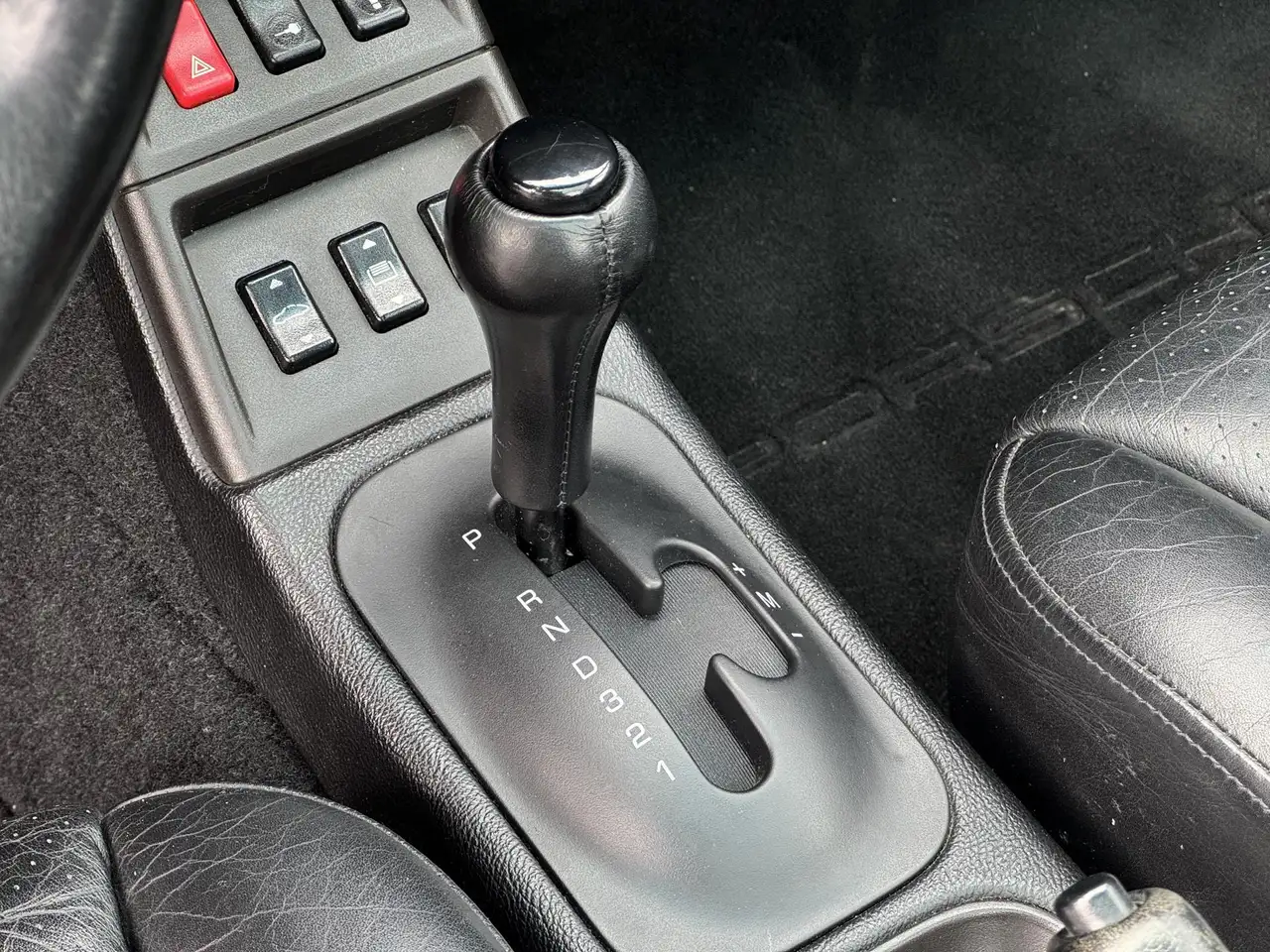 Porsche 911 Targa 3.6i - BVA Tiptronic TYPE 993 TARGA, foto 11