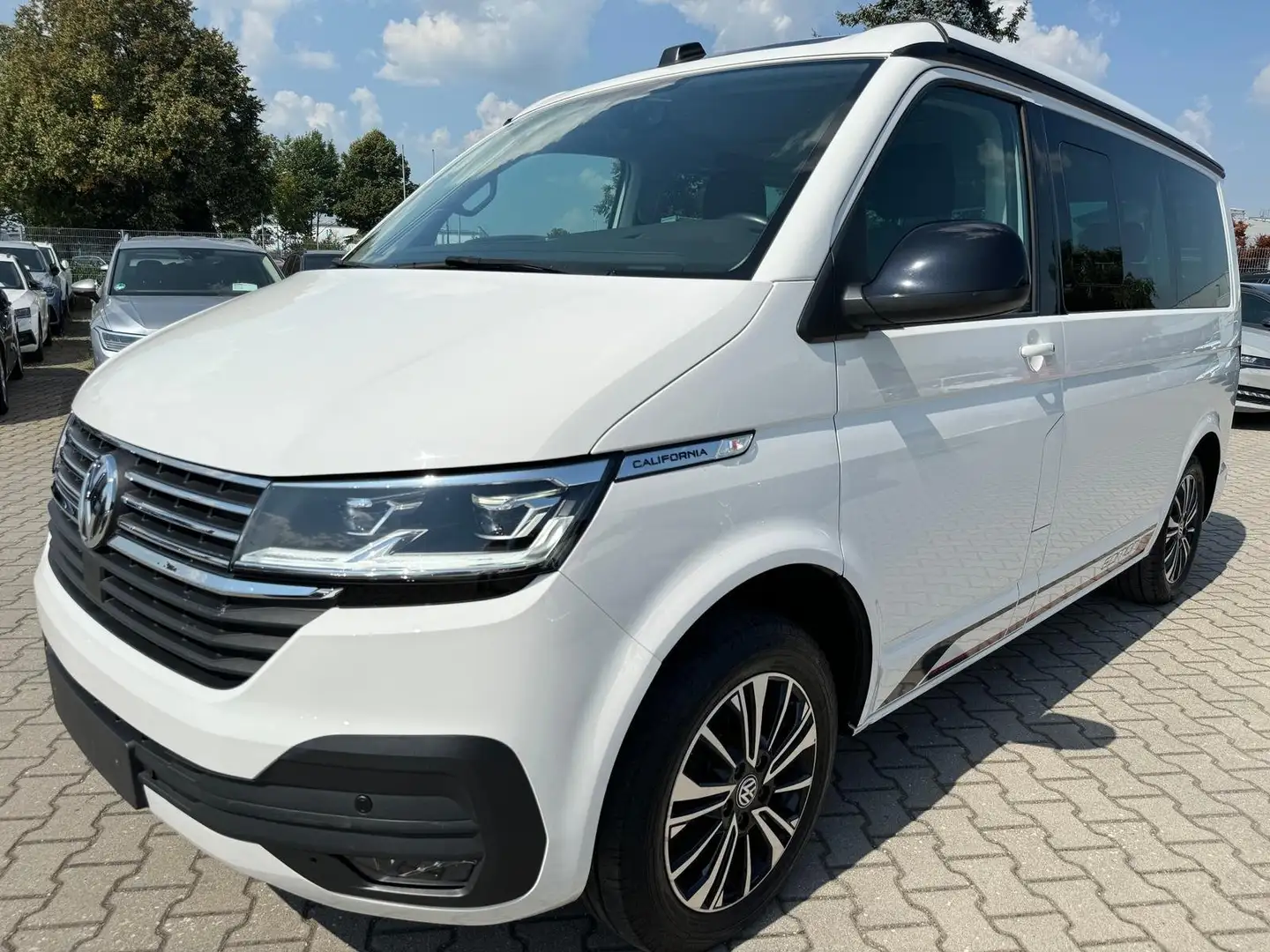 Volkswagen T6.1 California 2.0 TDI Beach Tour Edition - 6 posti Bianco - 2