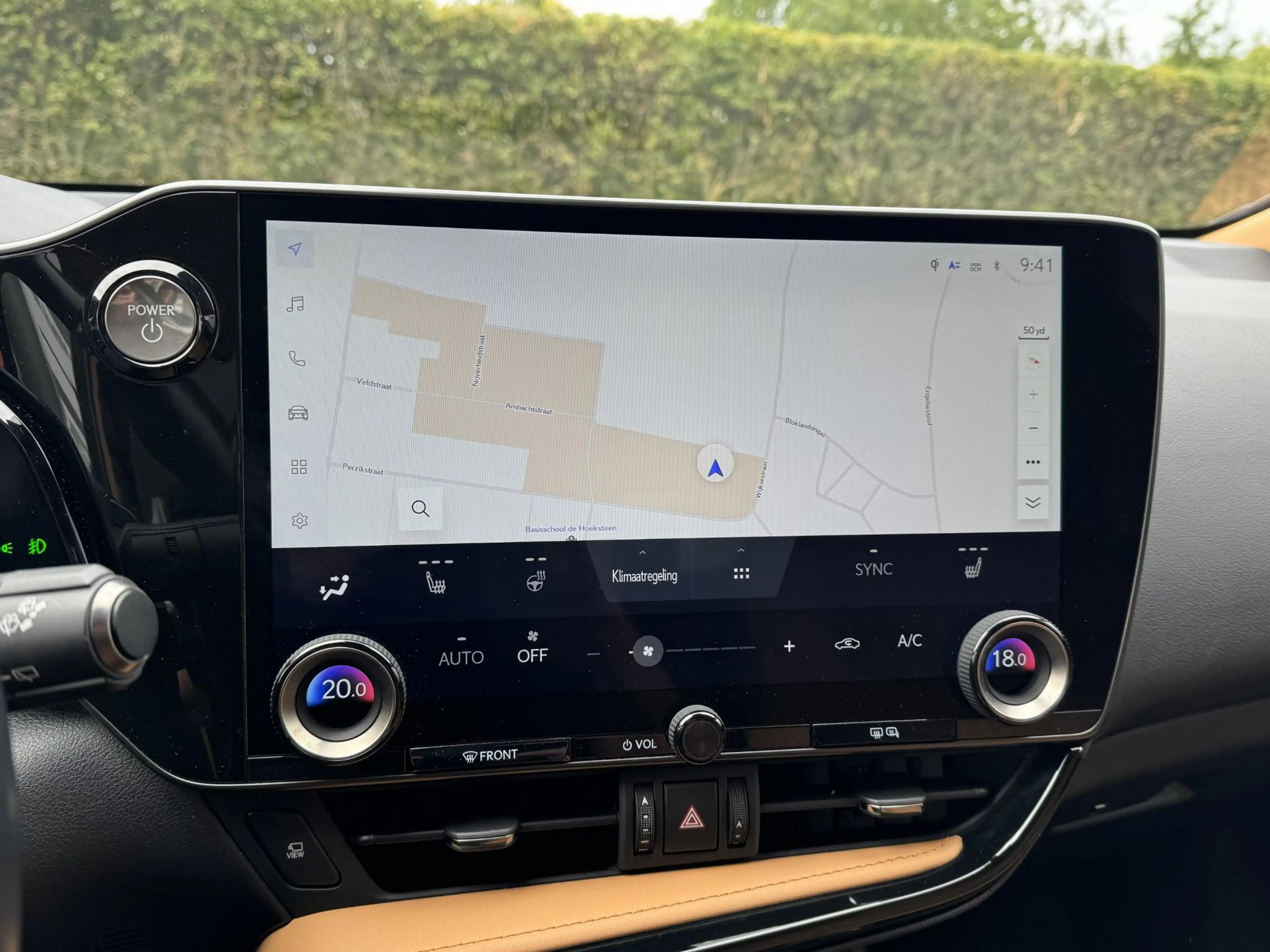 Lexus NX 450h+ AWD 360cam Trekhaak Dealer onderhouden — photo 10