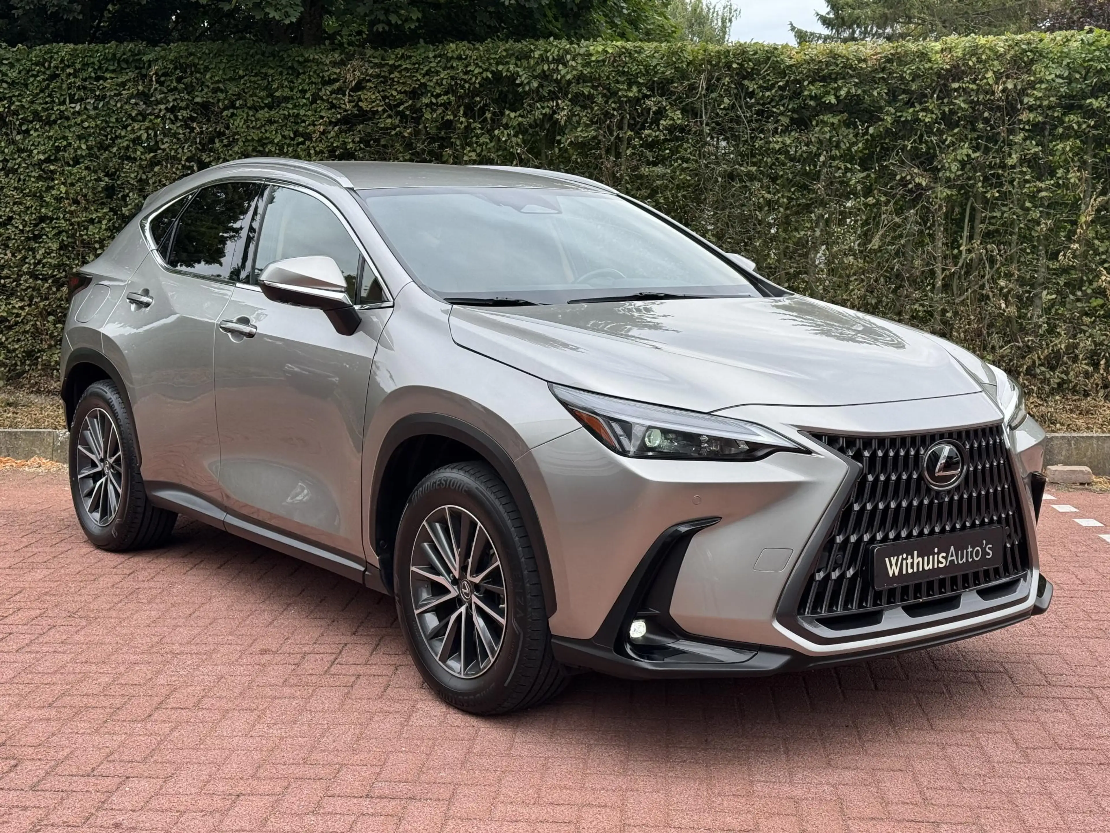 Lexus NX 450h+ AWD 360cam Trekhaak Dealer onderhouden — photo 3