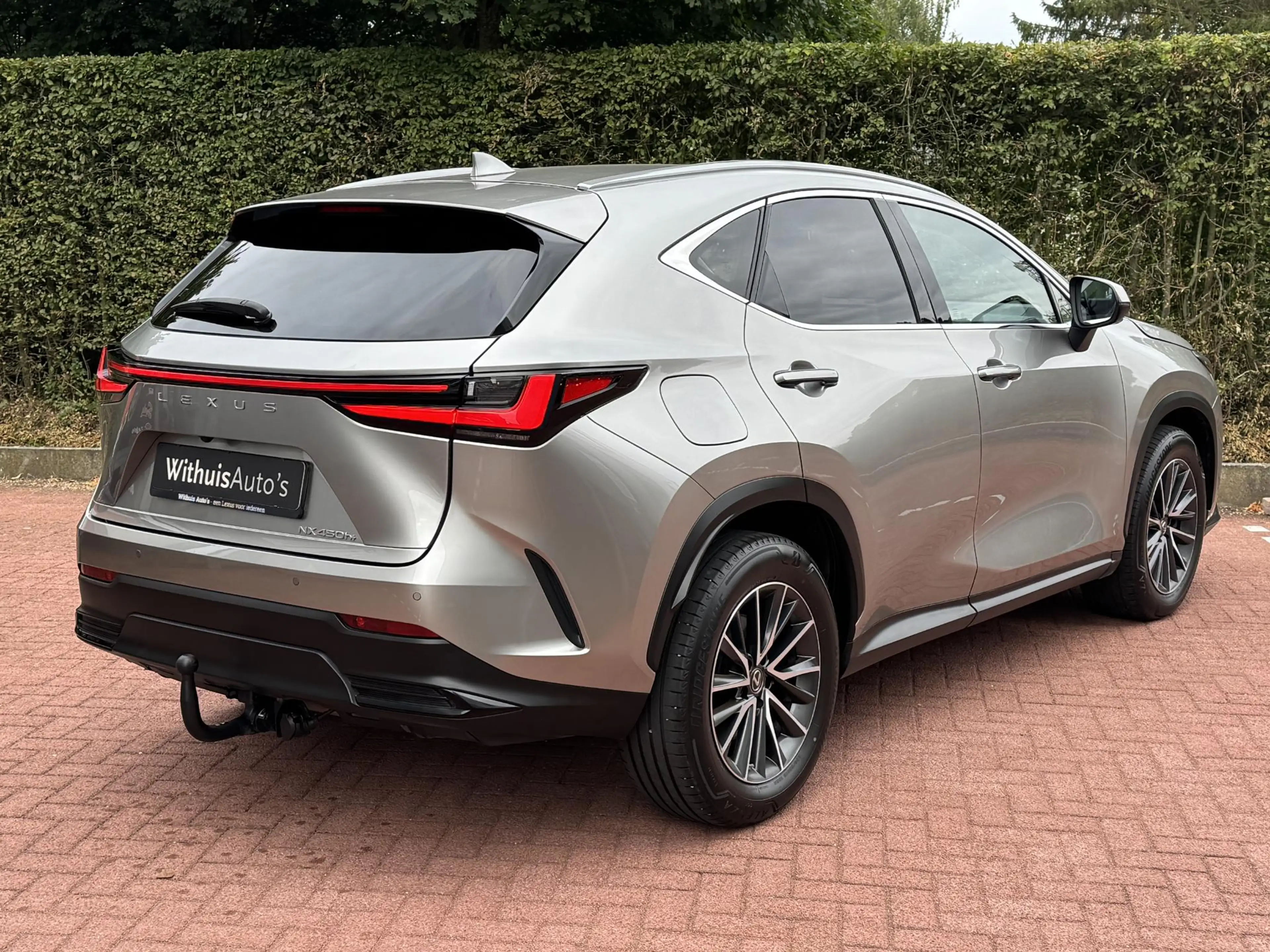 Lexus NX 450h+ AWD 360cam Trekhaak Dealer onderhouden — photo 9