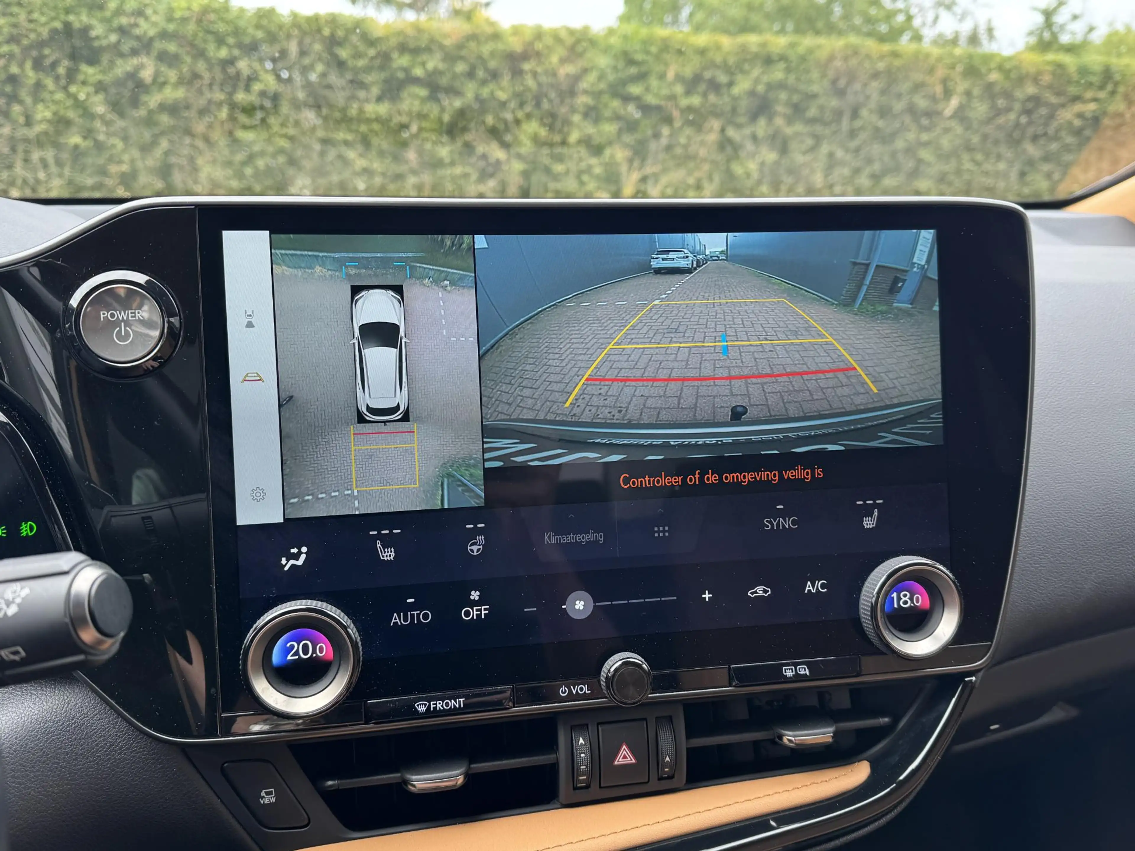 Lexus NX 450h+ AWD 360cam Trekhaak Dealer onderhouden — photo 8