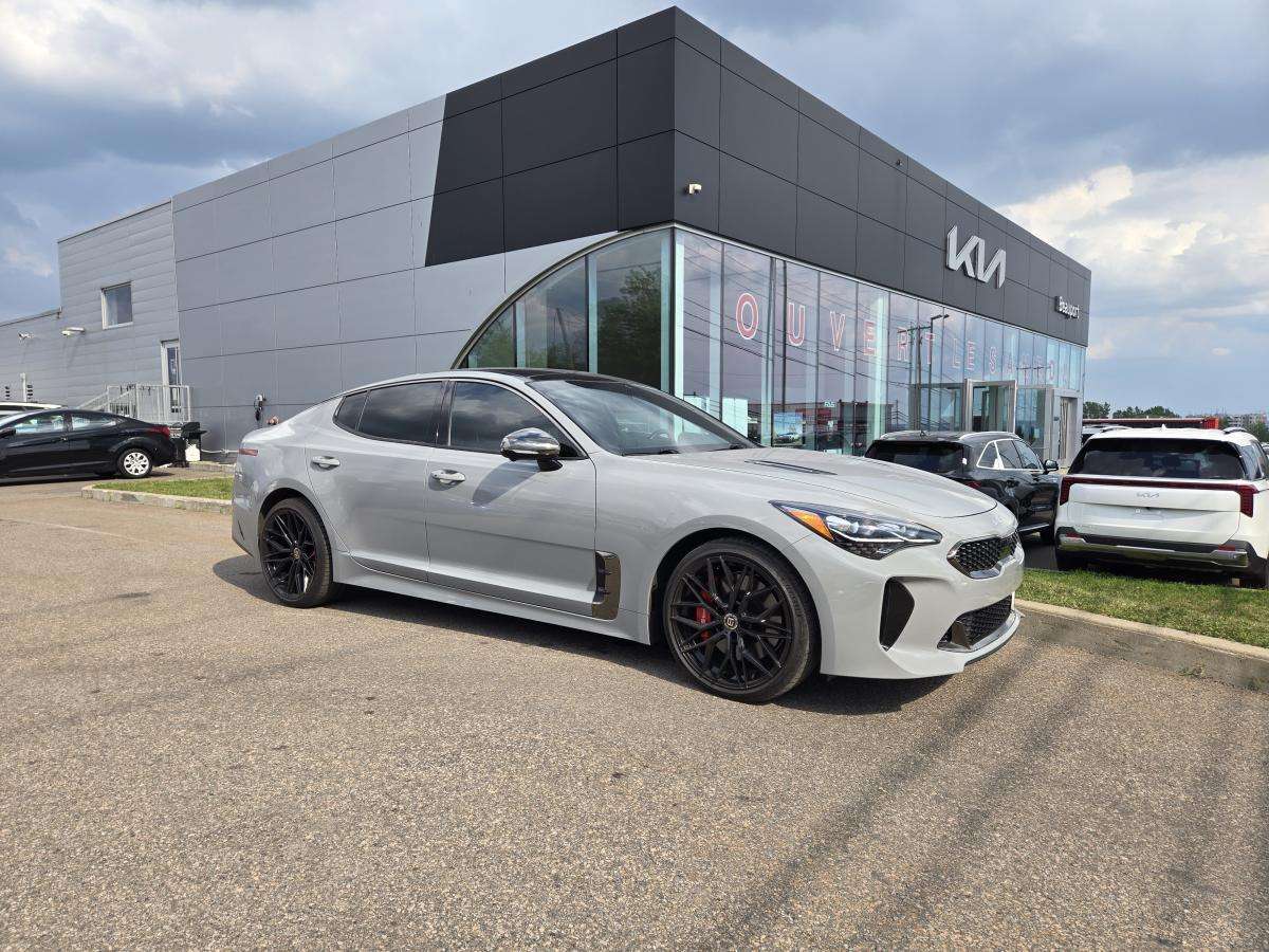 2023 Kia Stinger GT Élite Cuir rouge AWD Sport Turbo 368hp Beauport