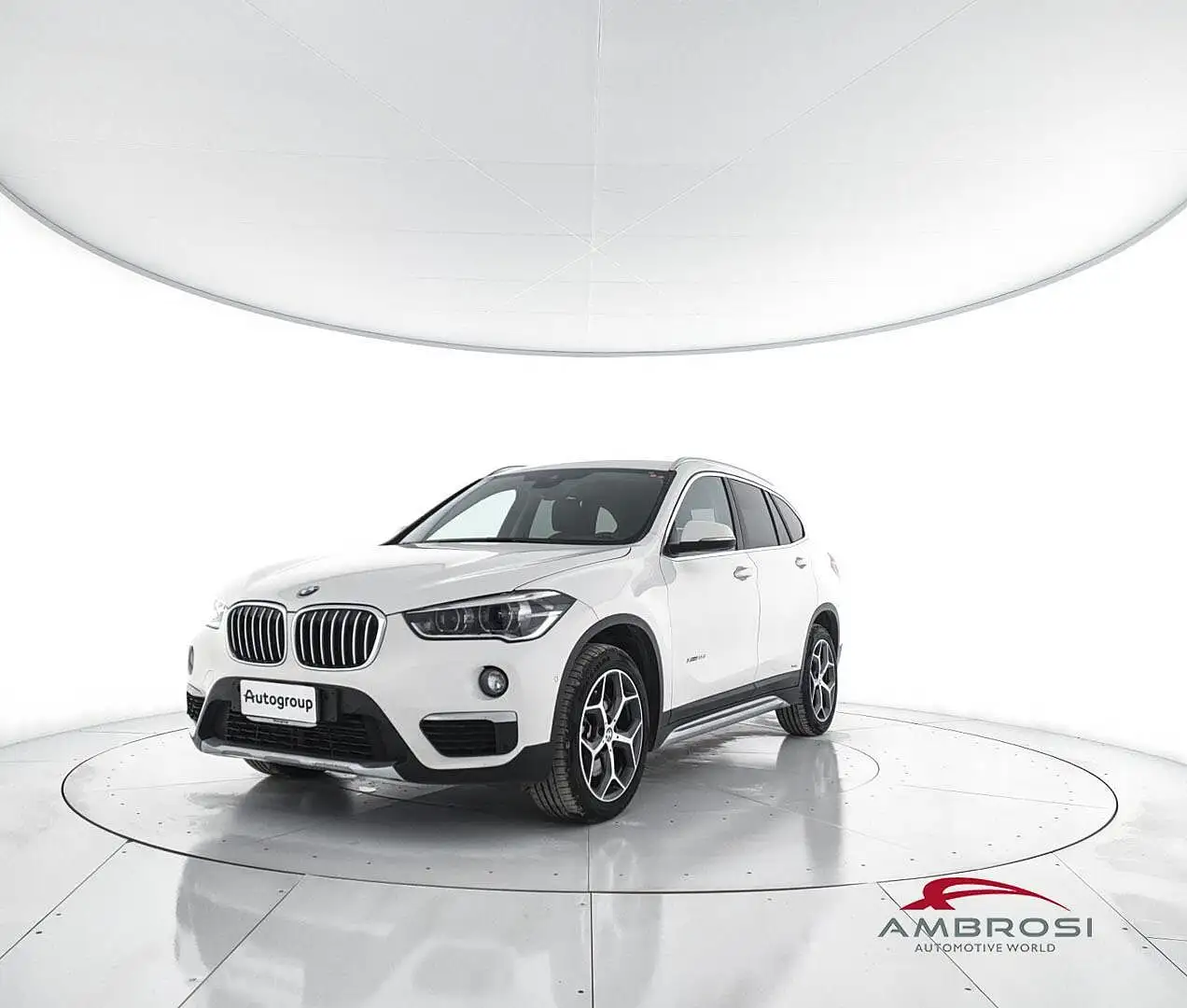 BMW X1 xDrive20d xLine Bianco - 1
