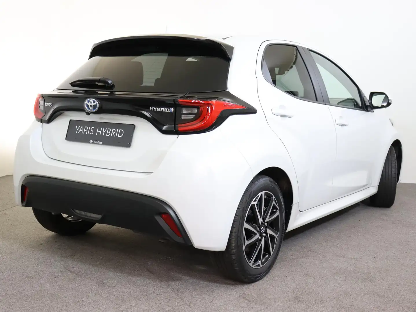 Toyota Yaris 1.5 Hybrid Dynamic Limited, Stoelverwarming, Apple Wit - 2