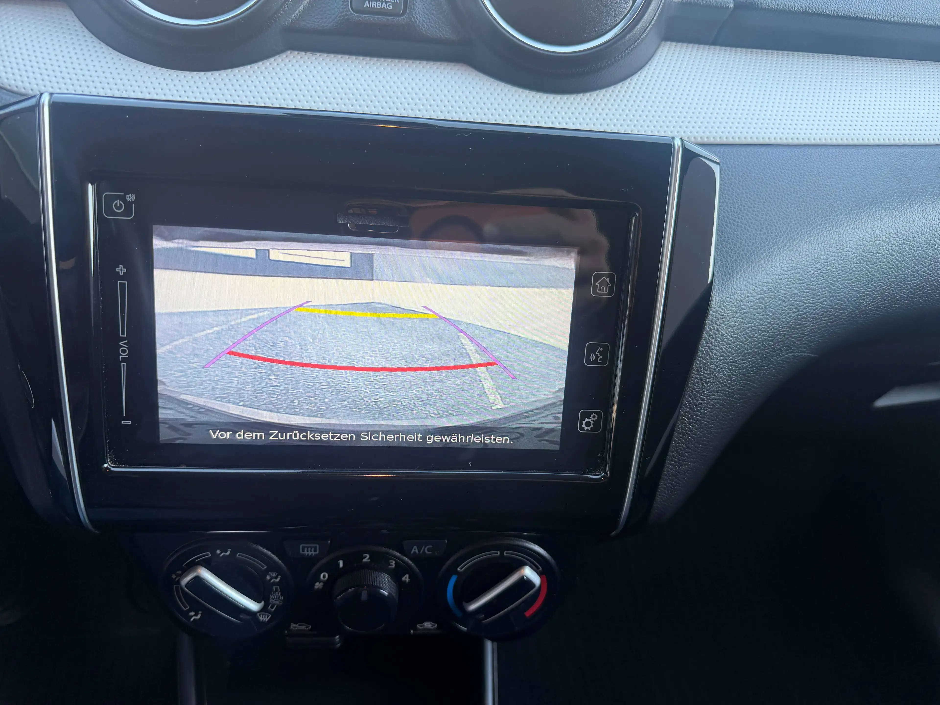 Suzuki Swift Swift 1,2 Hybrid DualJet Allgrip Shine Shine — photo 14