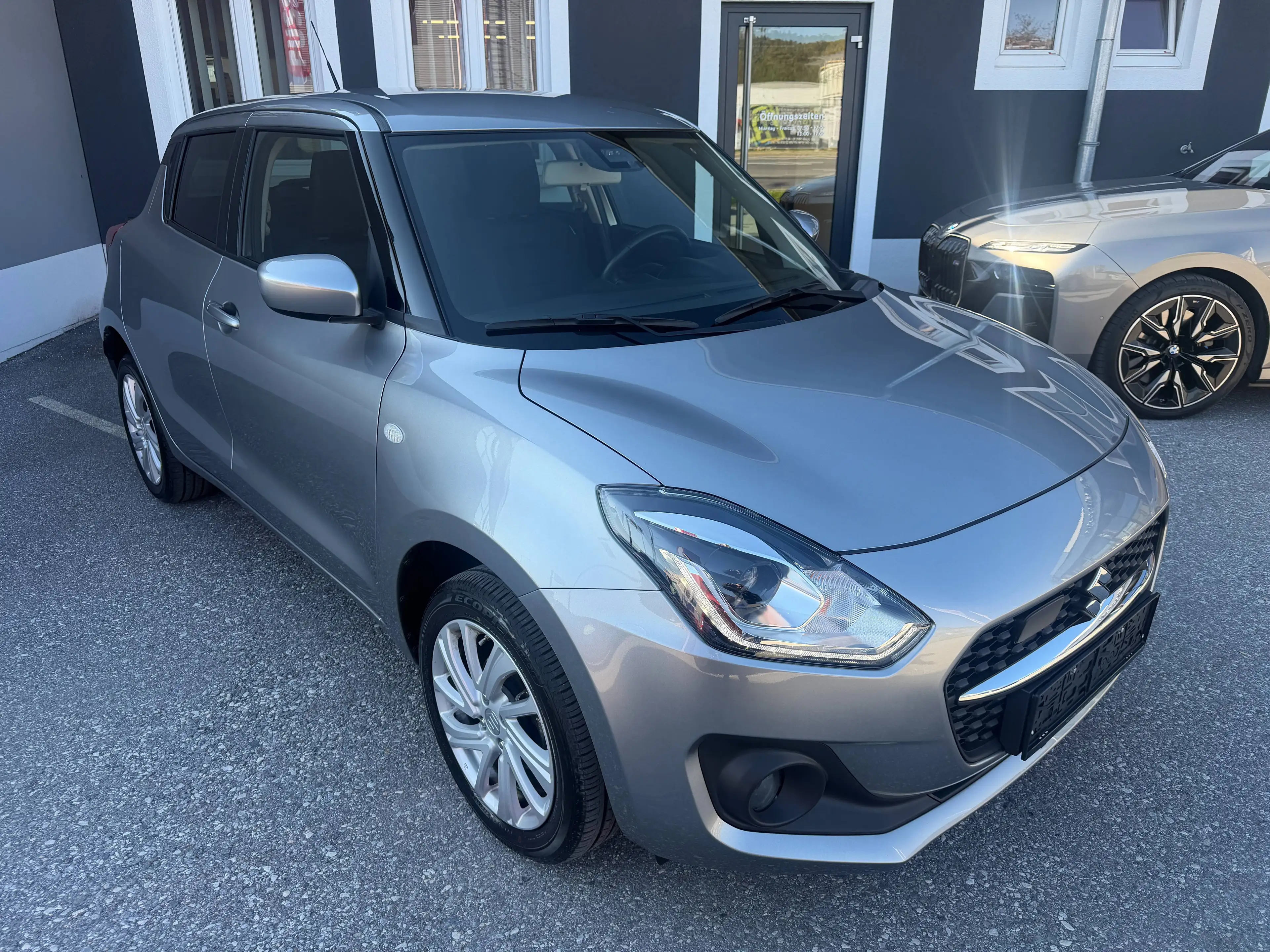 Suzuki Swift Swift 1,2 Hybrid DualJet Allgrip Shine Shine — photo 3