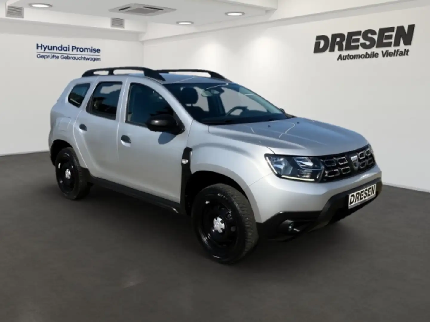 Dacia Duster II Essential 2WD Klima BT Lichtsensor AUX MP3 Temp Grau - 2