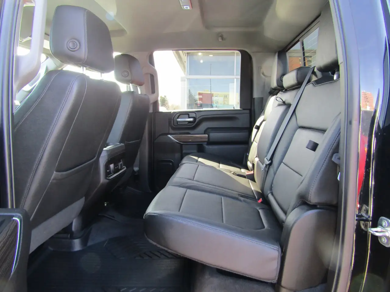 Chevrolet Silverado 2500 снимка Chevrolet Silverado 2500