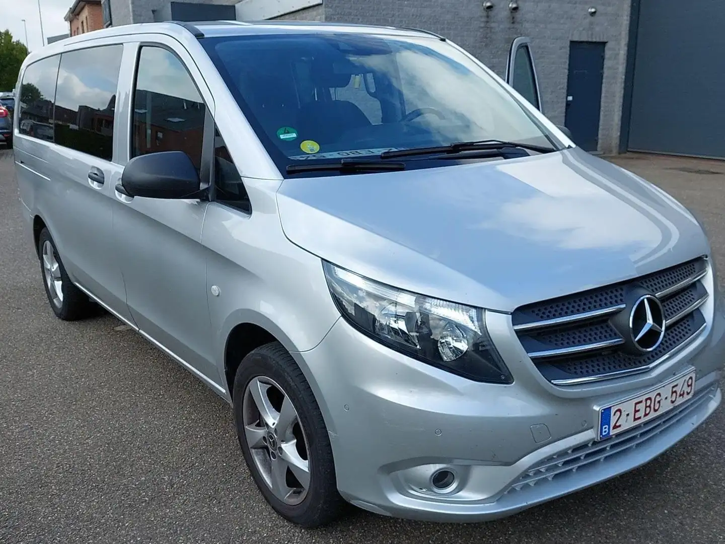Mercedes-Benz Vito 119 CDI 4MATIC 4X4 Zilver - 1