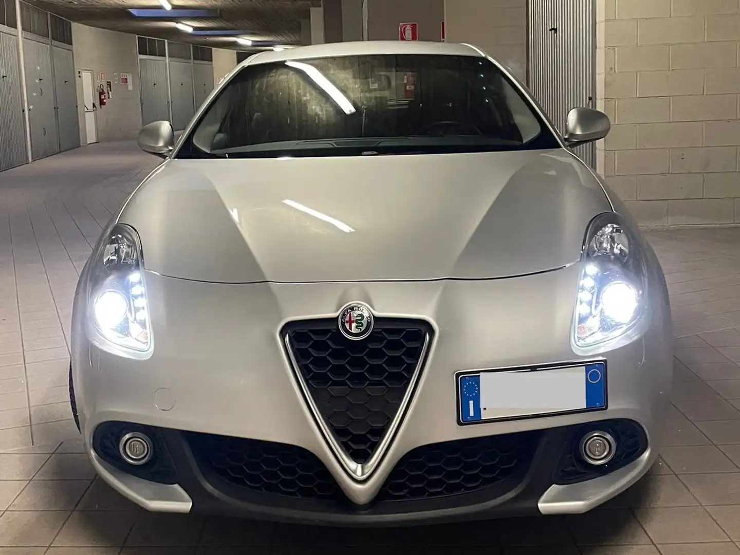 Alfa Romeo Giulietta Giulietta 2.0 jtdm Super 150cv Argento - 1
