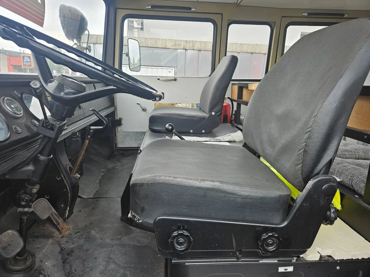 Mercedes Benz 608 Feuerwehr Wohnmobil, foto 8
