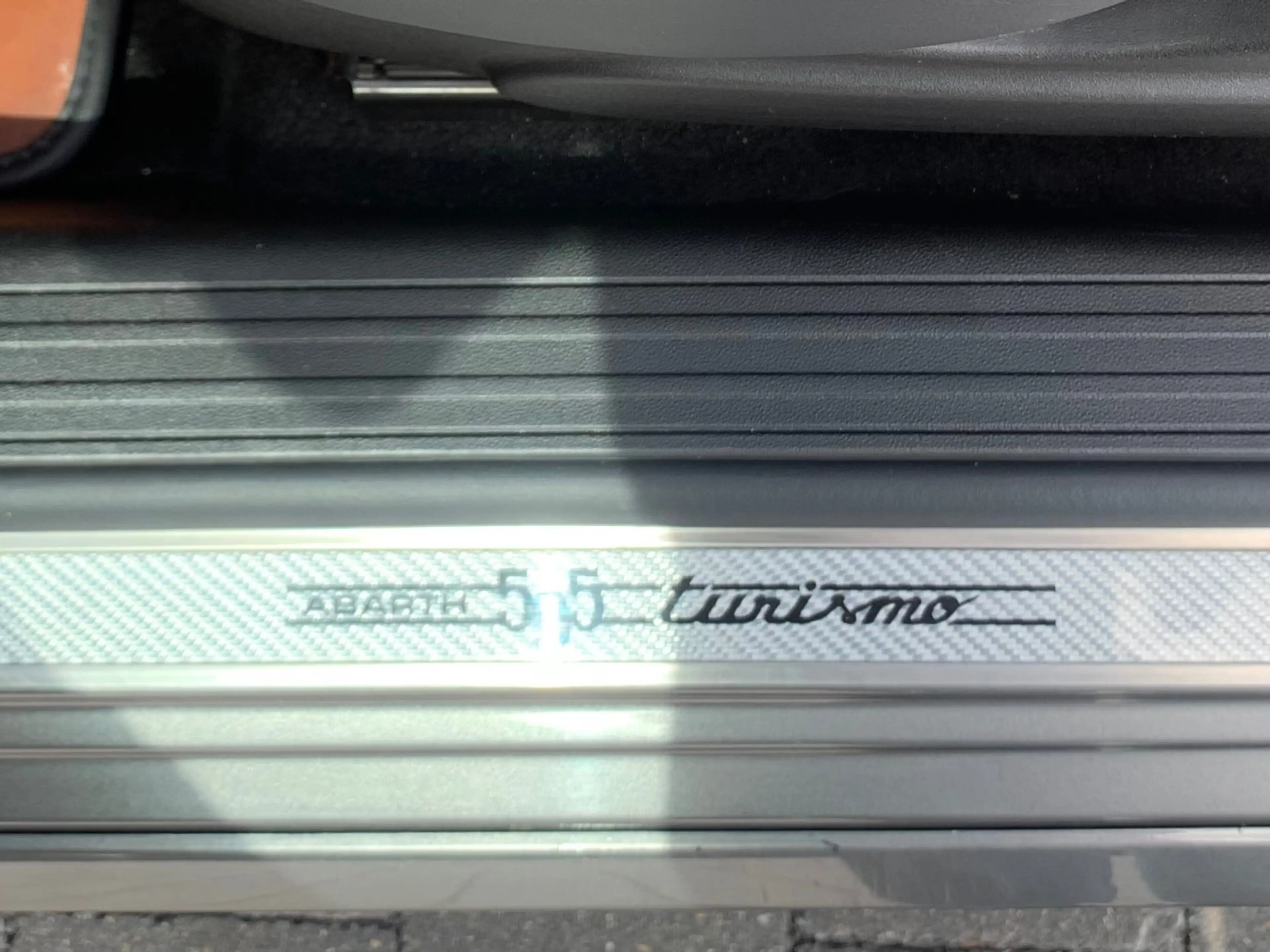 Abarth 595C Turismo 1.4 160CV/ Boite Auto / Cabriolet / Xenon — photo 12