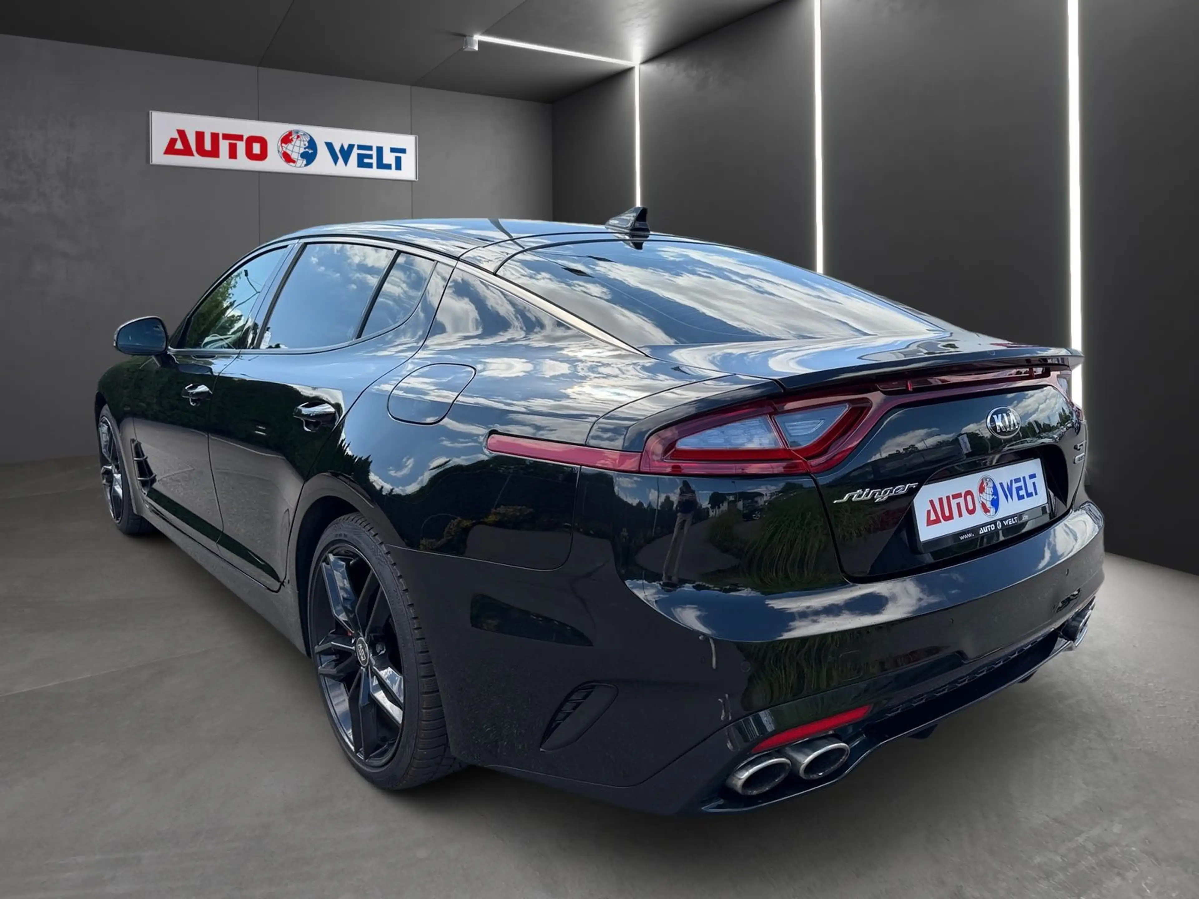 Kia Stinger 3.3 GT Allrad Automatik LED Navi Kamera — photo 5
