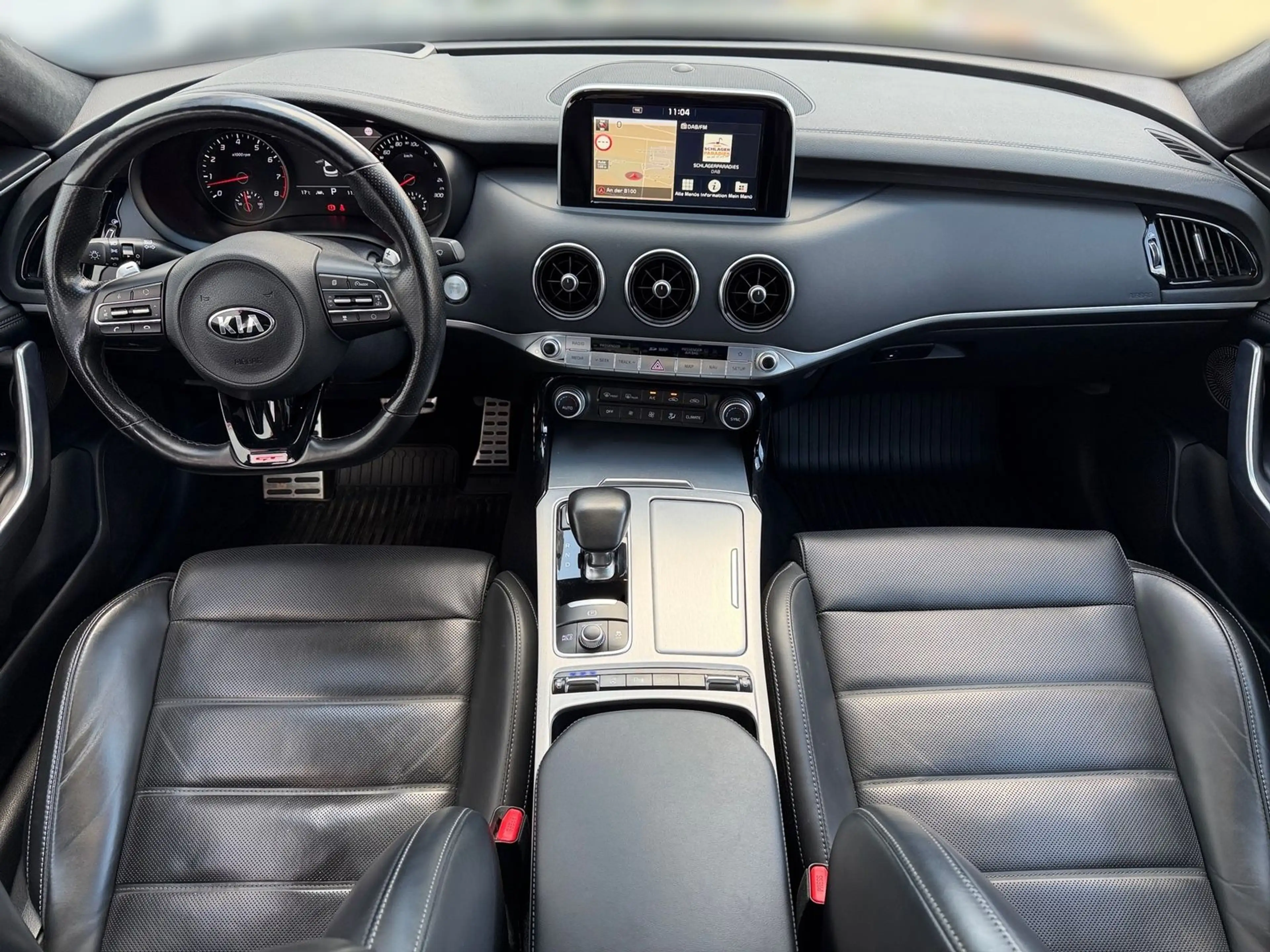 Kia Stinger 3.3 GT Allrad Automatik LED Navi Kamera — photo 12