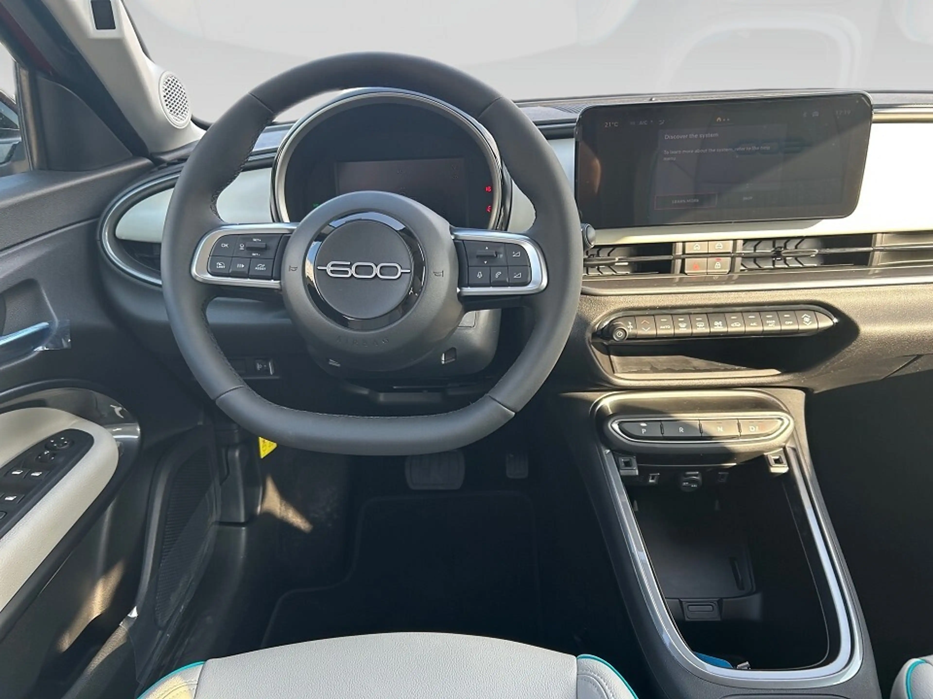 Fiat 600e LA PRIMA 54kWh — photo 13