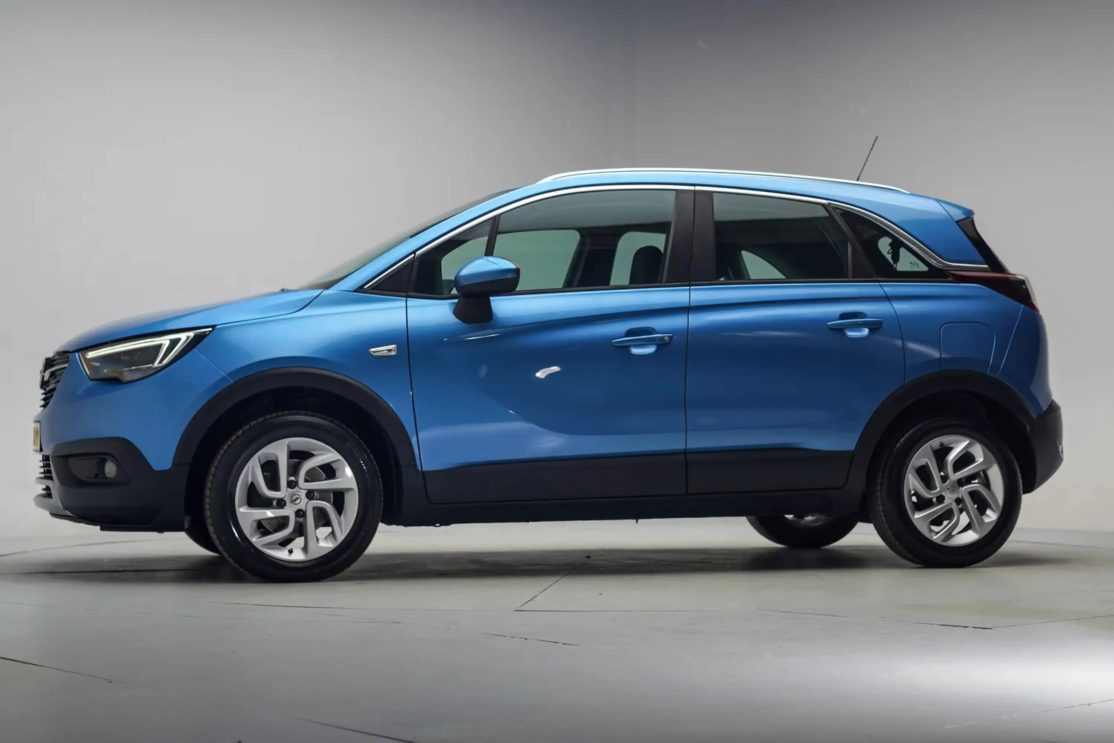 Opel Crossland X 1.2 Turbo Innovation Aut. [ Navi Apple/Android Cam — photo 2