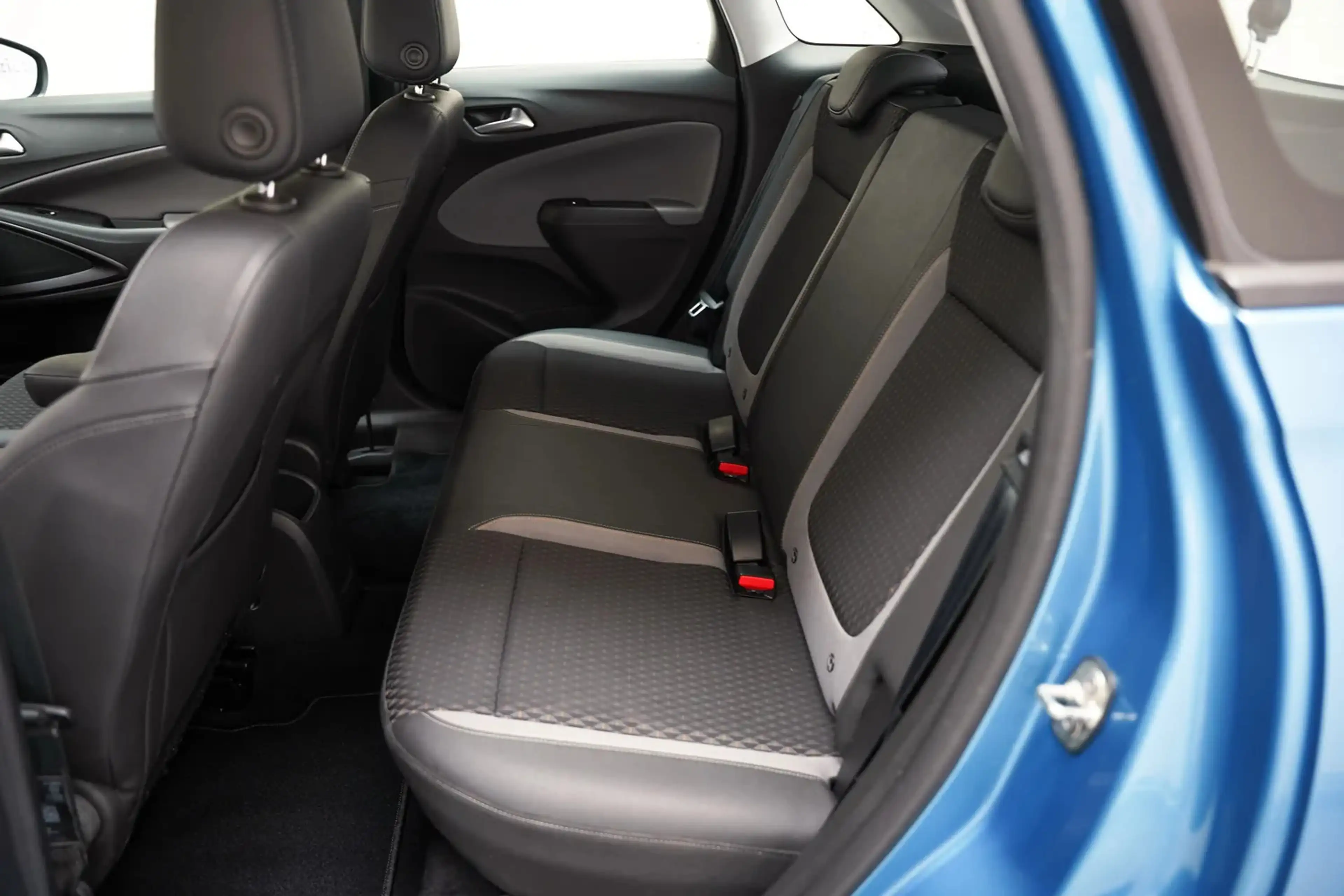 Opel Crossland X 1.2 Turbo Innovation Aut. [ Navi Apple/Android Cam — photo 14