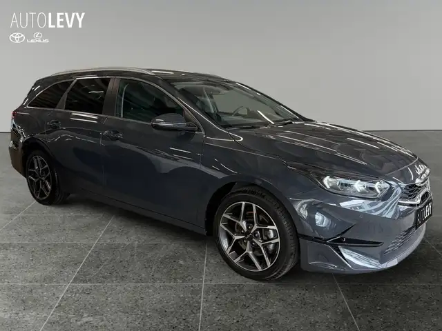 Kia Ceed view 7