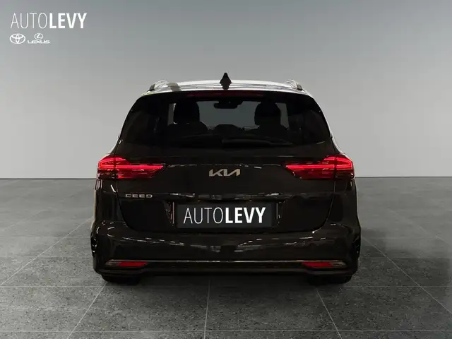 Kia Ceed view 5