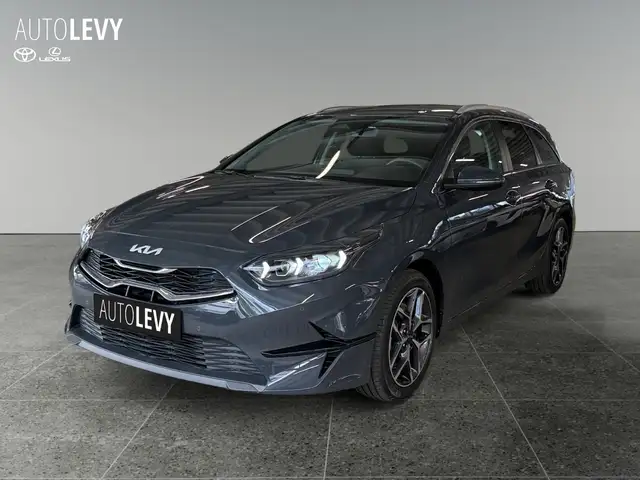 Kia Ceed view 2
