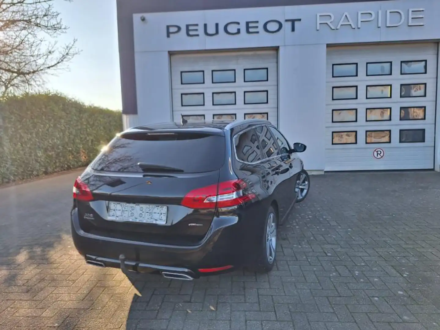 Peugeot 308 SW GT Line Negro - 2