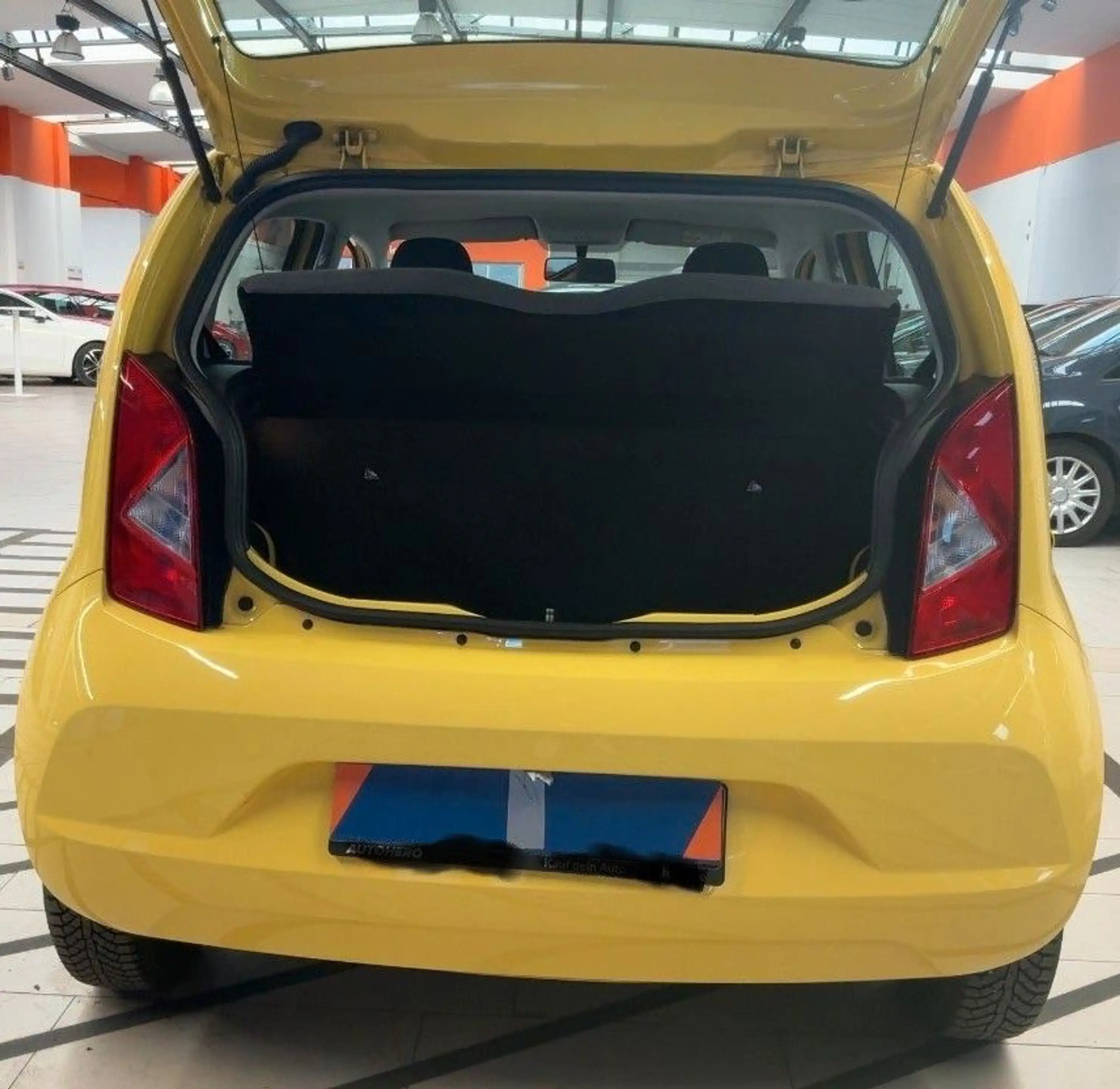 SEAT Mii Reference 44 kW automatic 4 türig — photo 6