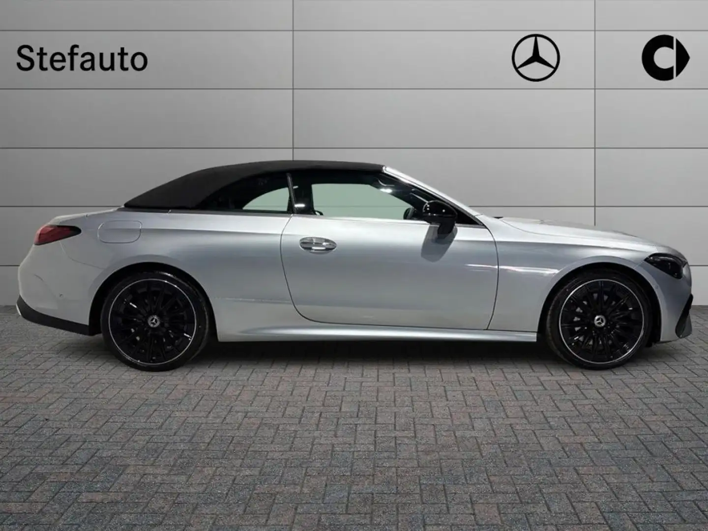 Mercedes-Benz CLE 220 d Cabrio AMG Line Advanced Plus Argento - 2