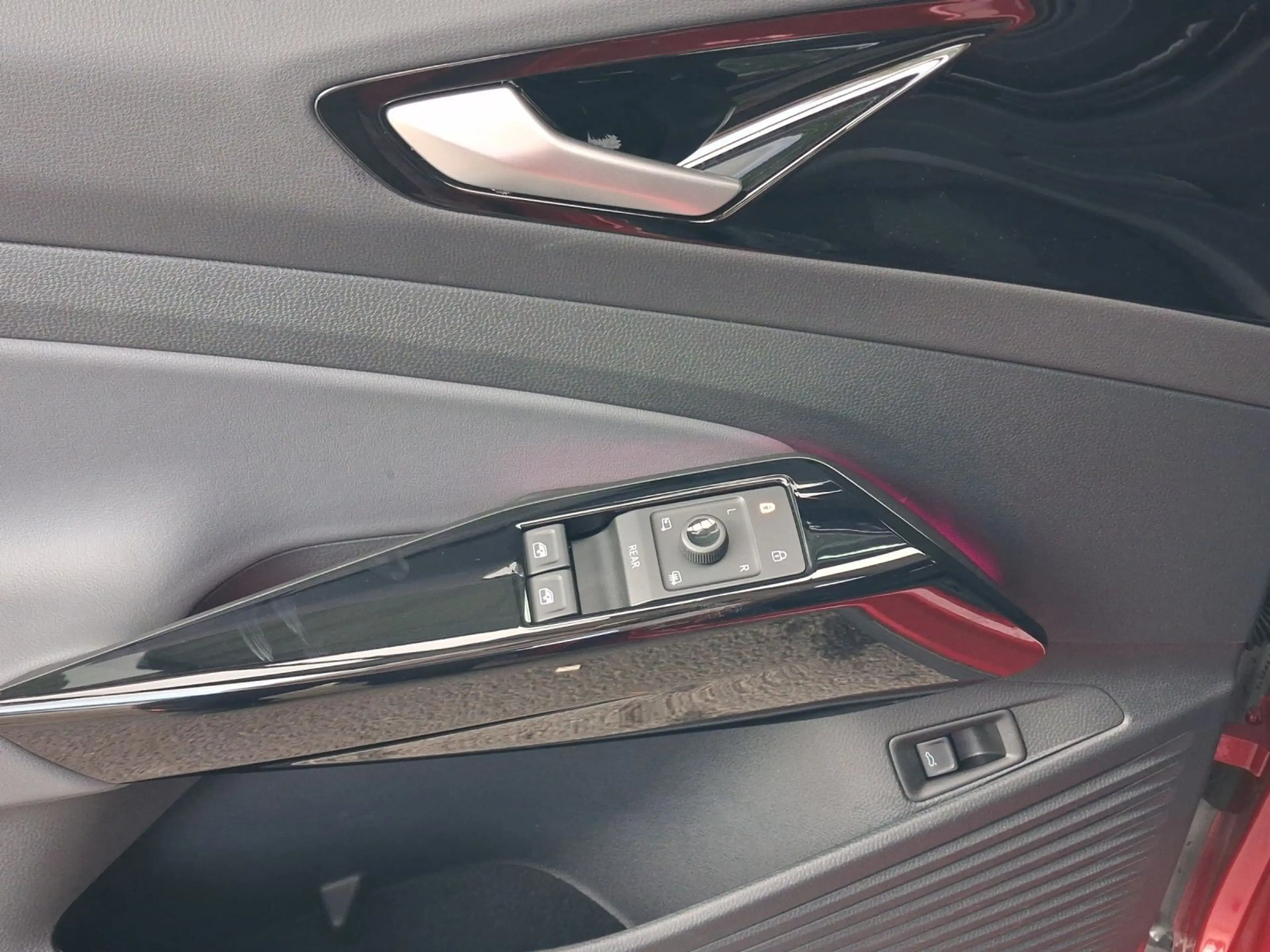 Volkswagen ID.5 PRO ALCANTARA HuD MATRIX H/K — photo 8