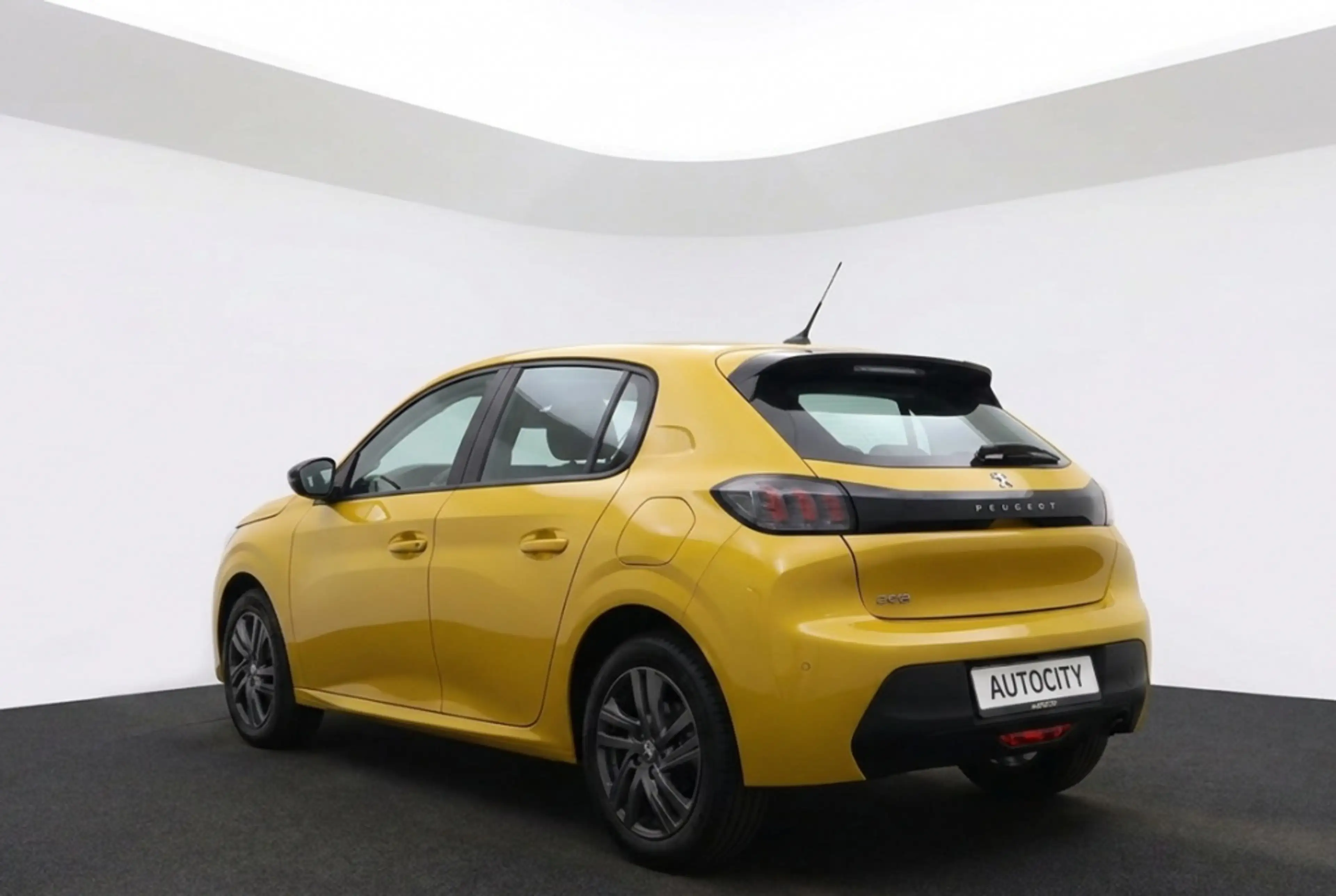 Peugeot 208 1.2 PT Allure Stoelverwarming l Camera — photo 5
