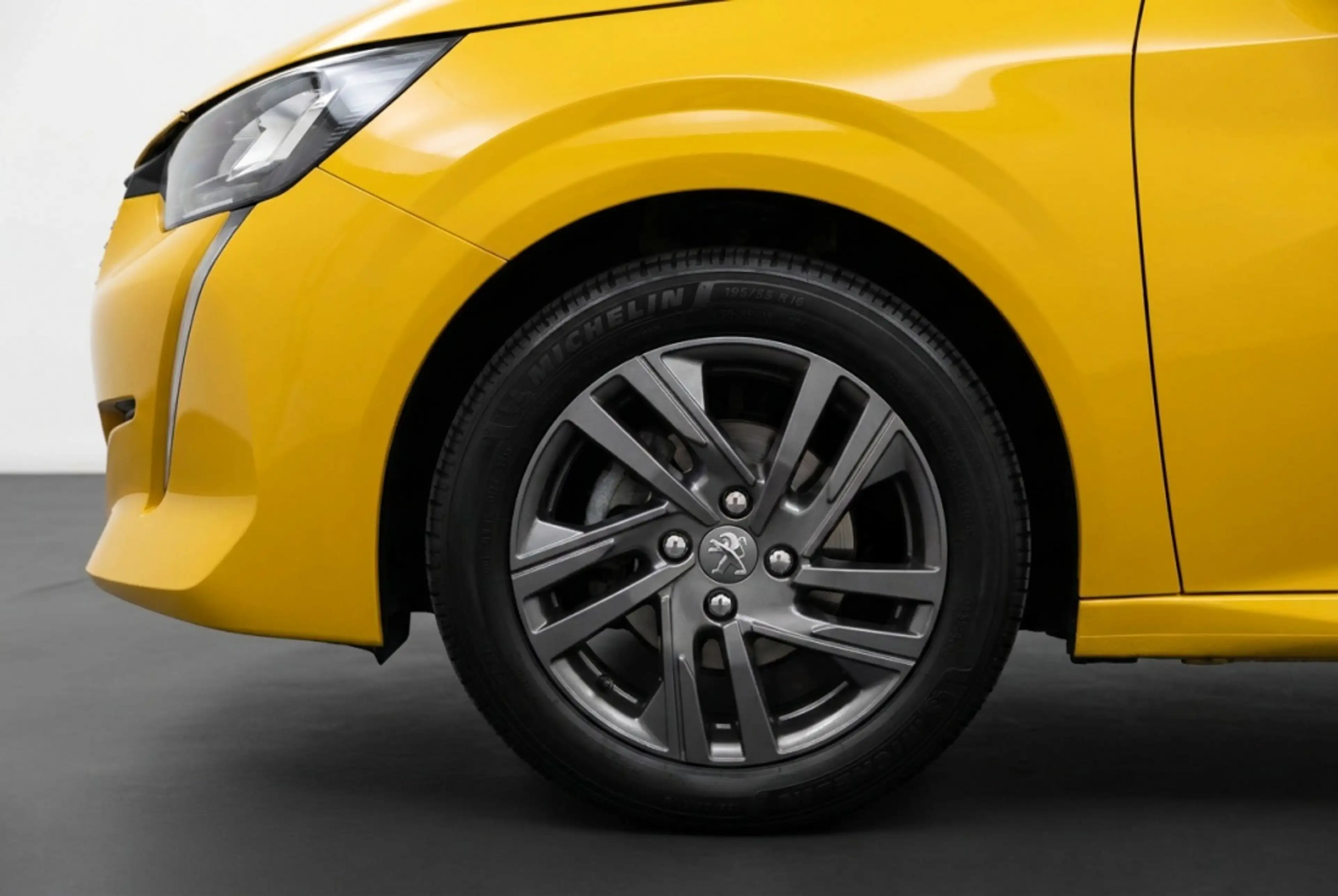 Peugeot 208 1.2 PT Allure Stoelverwarming l Camera — photo 10
