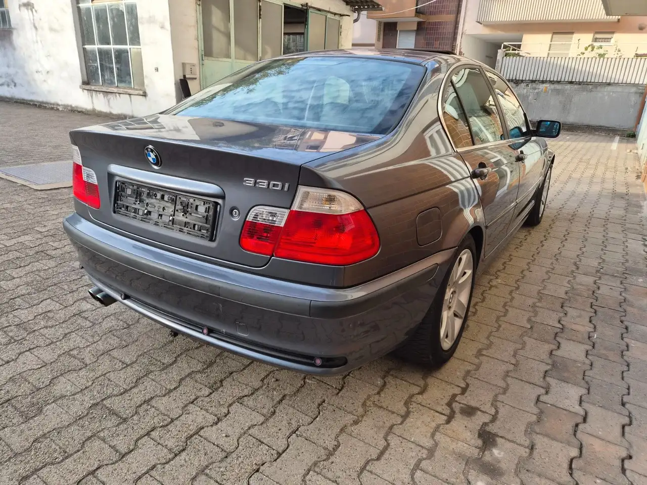 BMW 330 i / TÜV NEU / 2.Hand, foto 8
