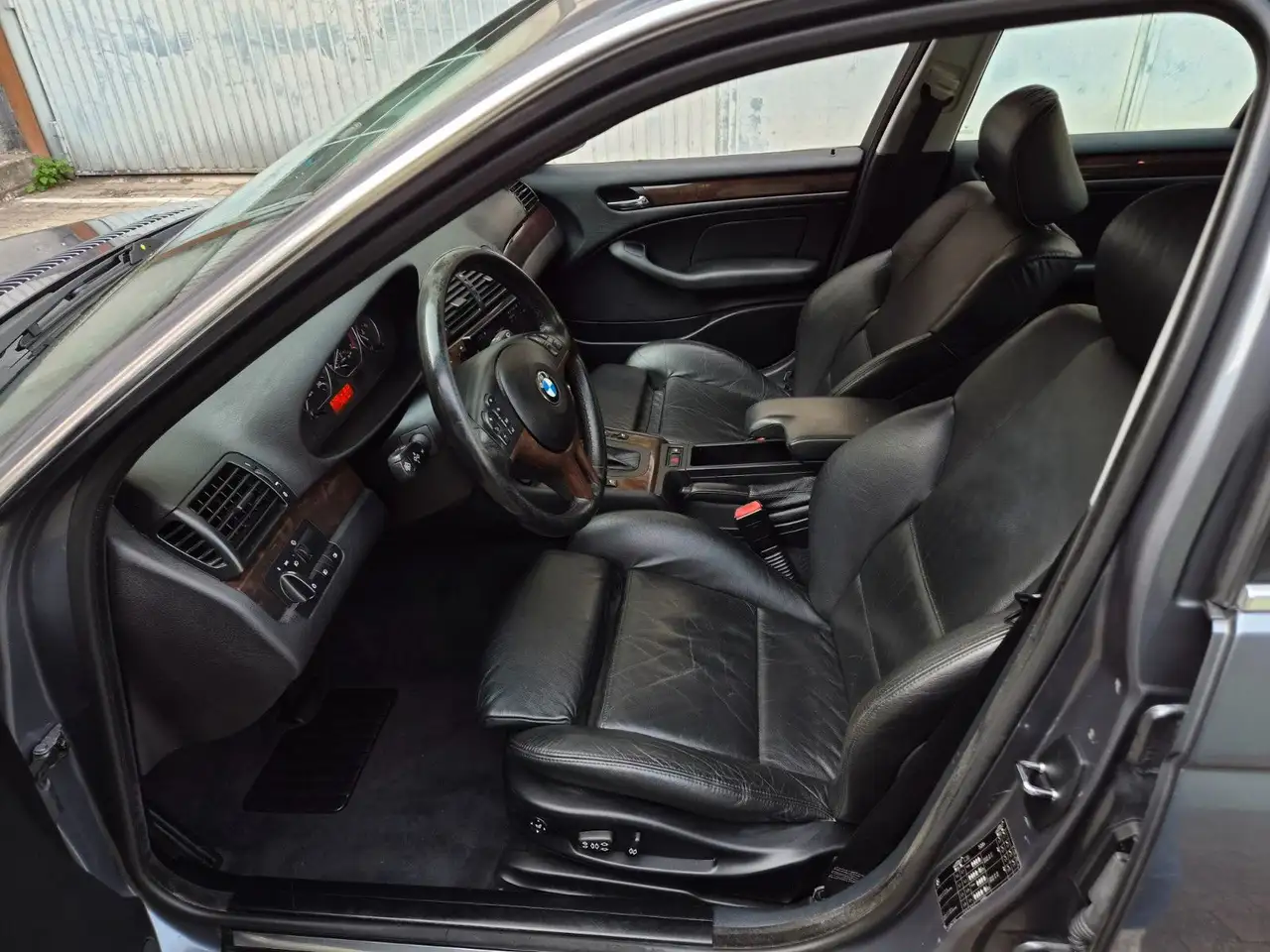 BMW 330 i / TÜV NEU / 2.Hand, foto 10