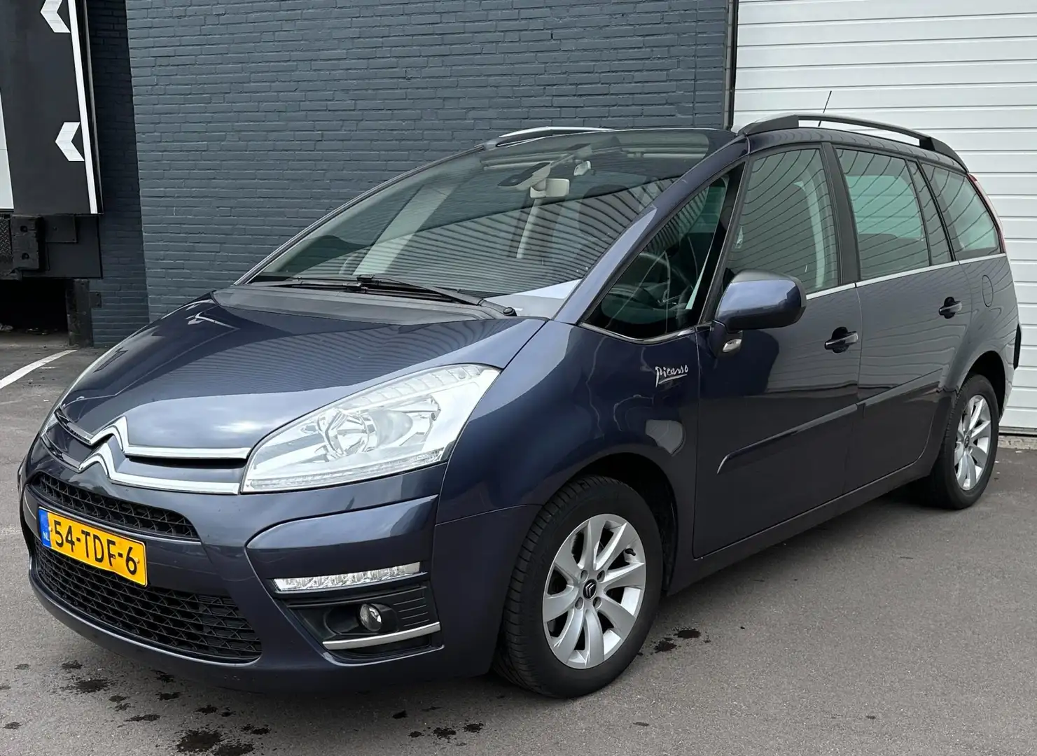 Citroen Grand C4 Picasso 1.6 THP Ligne Business EGS 7P AUTOMAAT/NAVI/CRUISE Mauve - 2