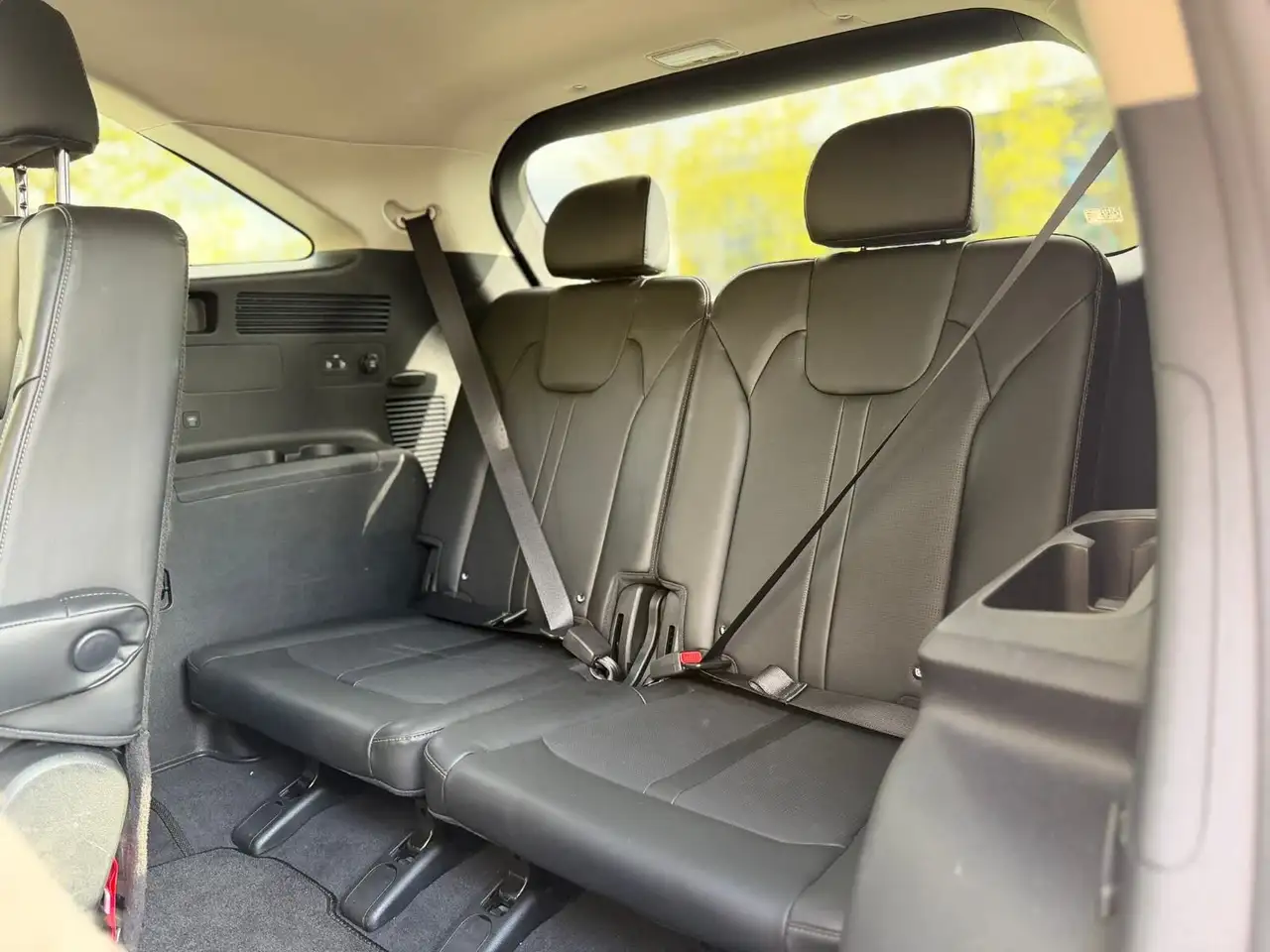Kia Sorento снимка Kia Sorento