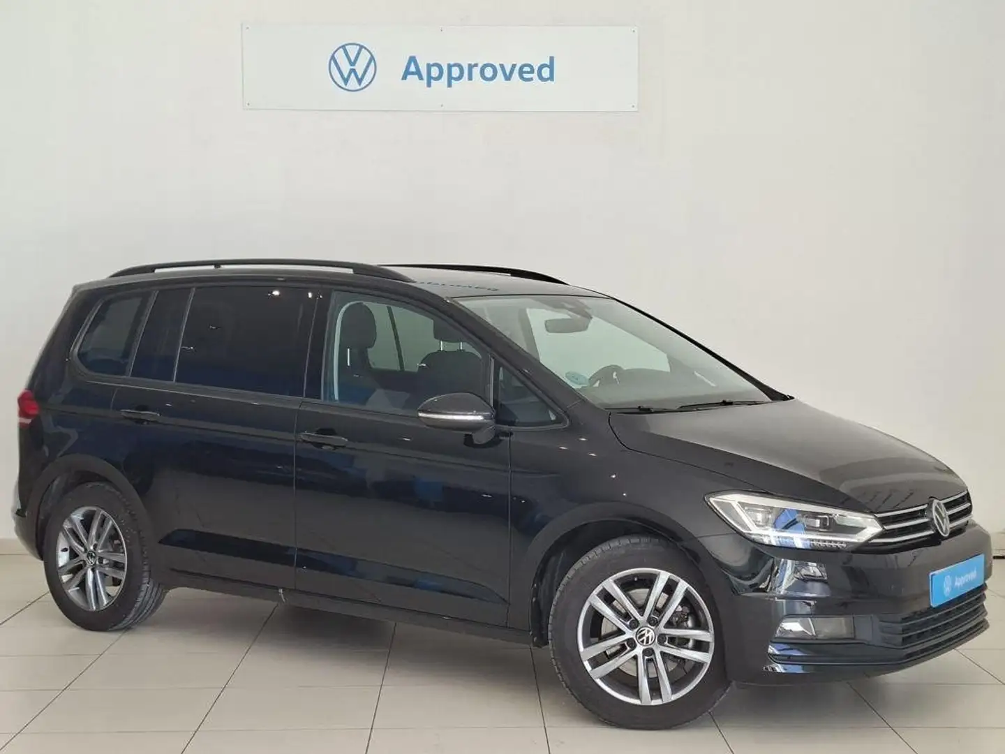 Volkswagen Touran 1.5 TSI Más DSG7 110kW Negro - 1