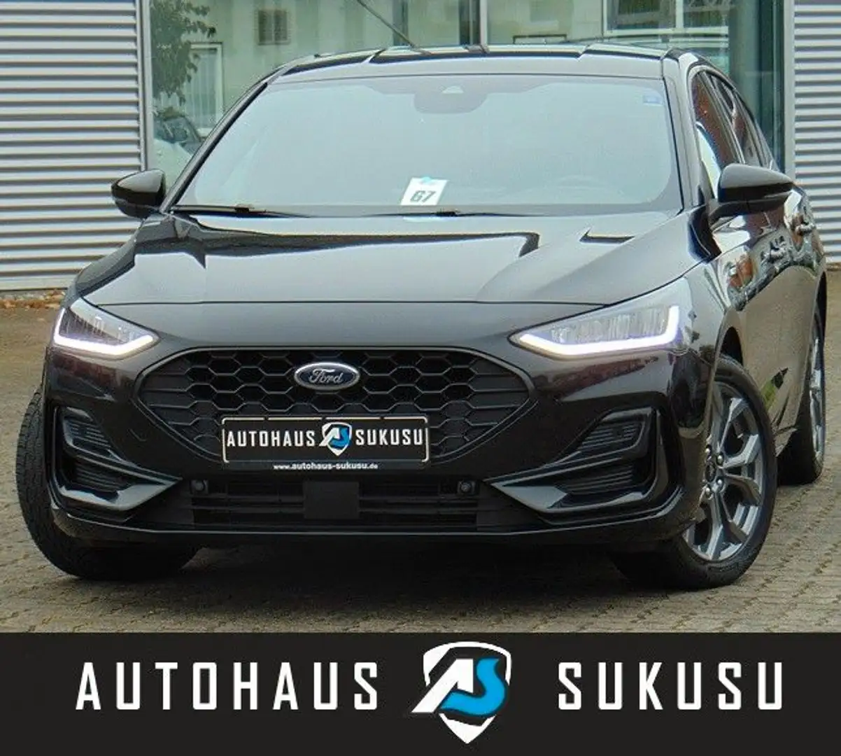Ford Focus 1.0 EcoBoost ST-Line - Navi - Cam - LED - Schwarz - 1