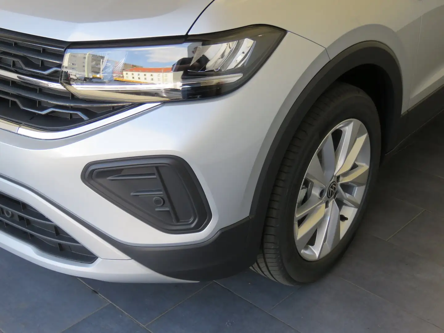 Volkswagen T-Cross Friends TSI Silber - 2