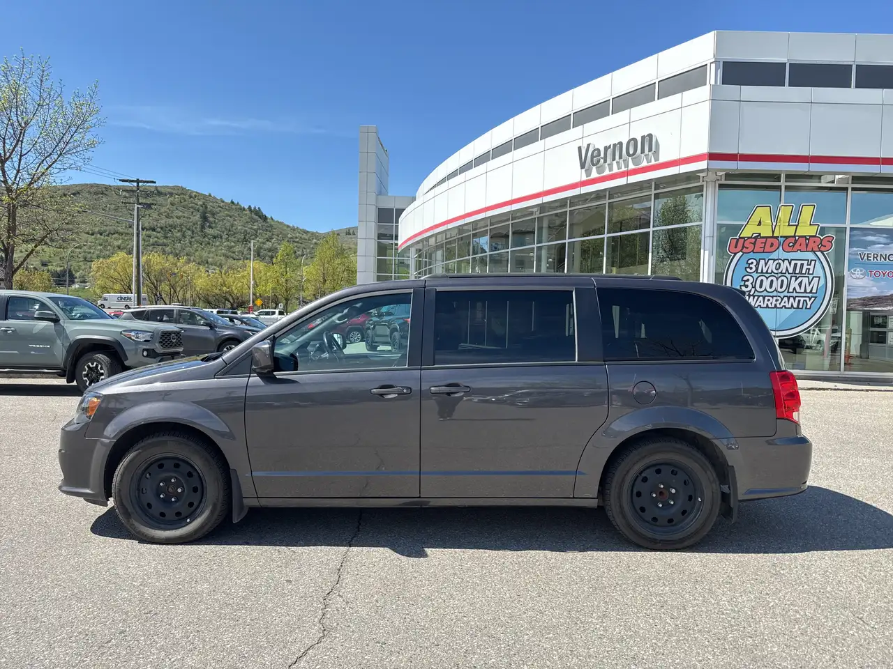 Dodge Grand Caravan снимка Dodge Grand Caravan