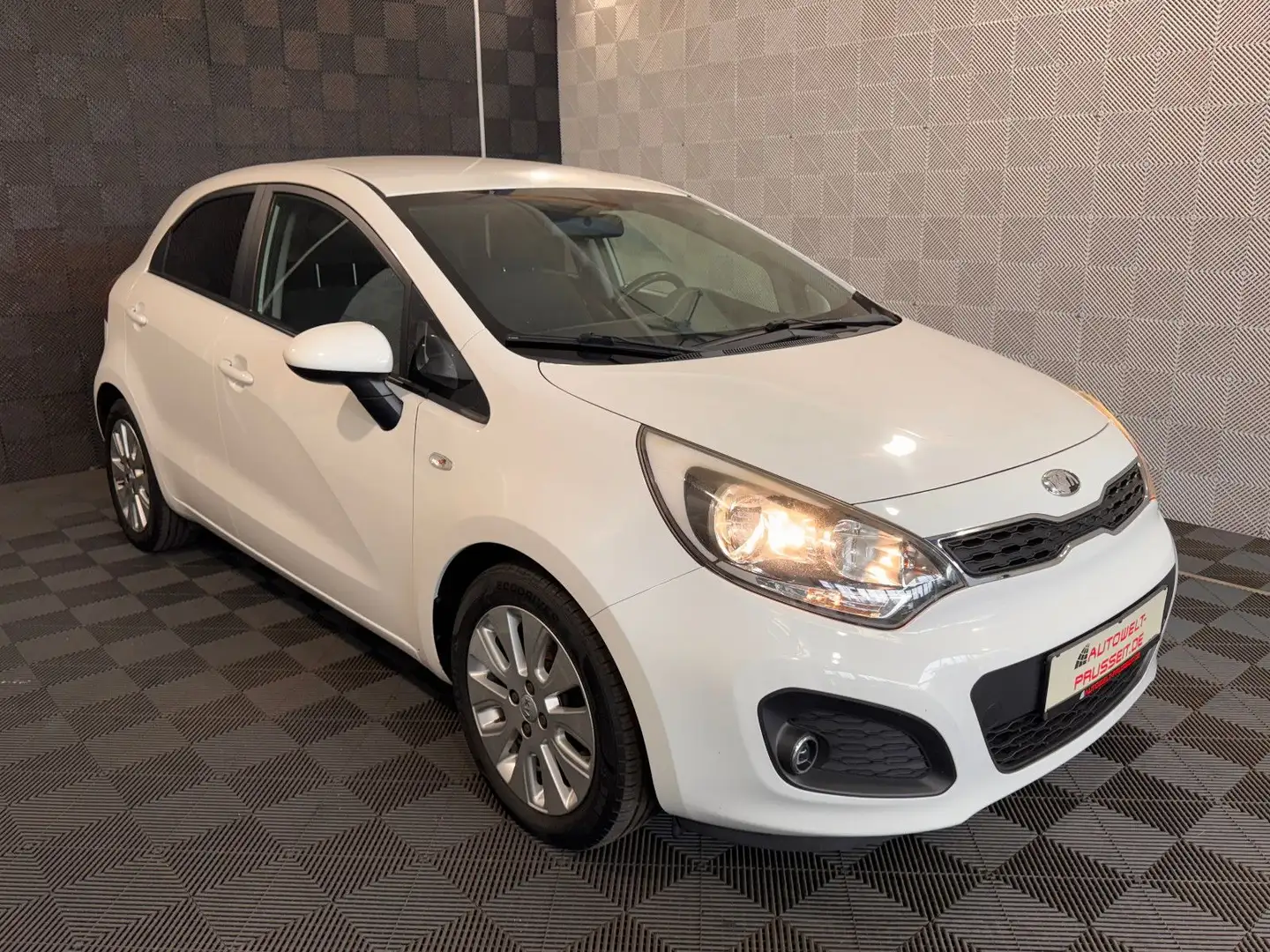 Kia Rio *DREAM TEAM*KLIMA-BLUETOOTH-PDC.H-LM 17" Bianco - 1
